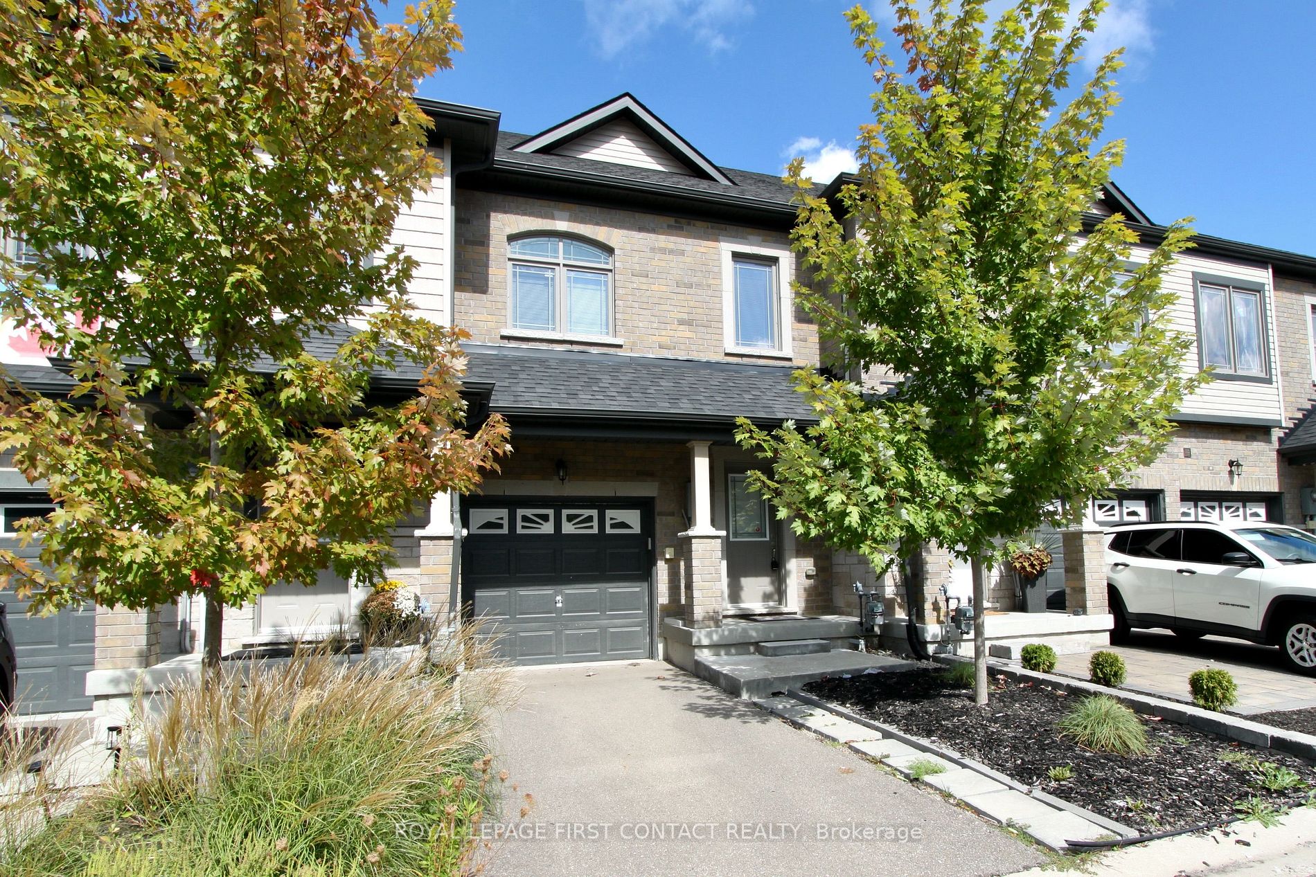12 Deneb St