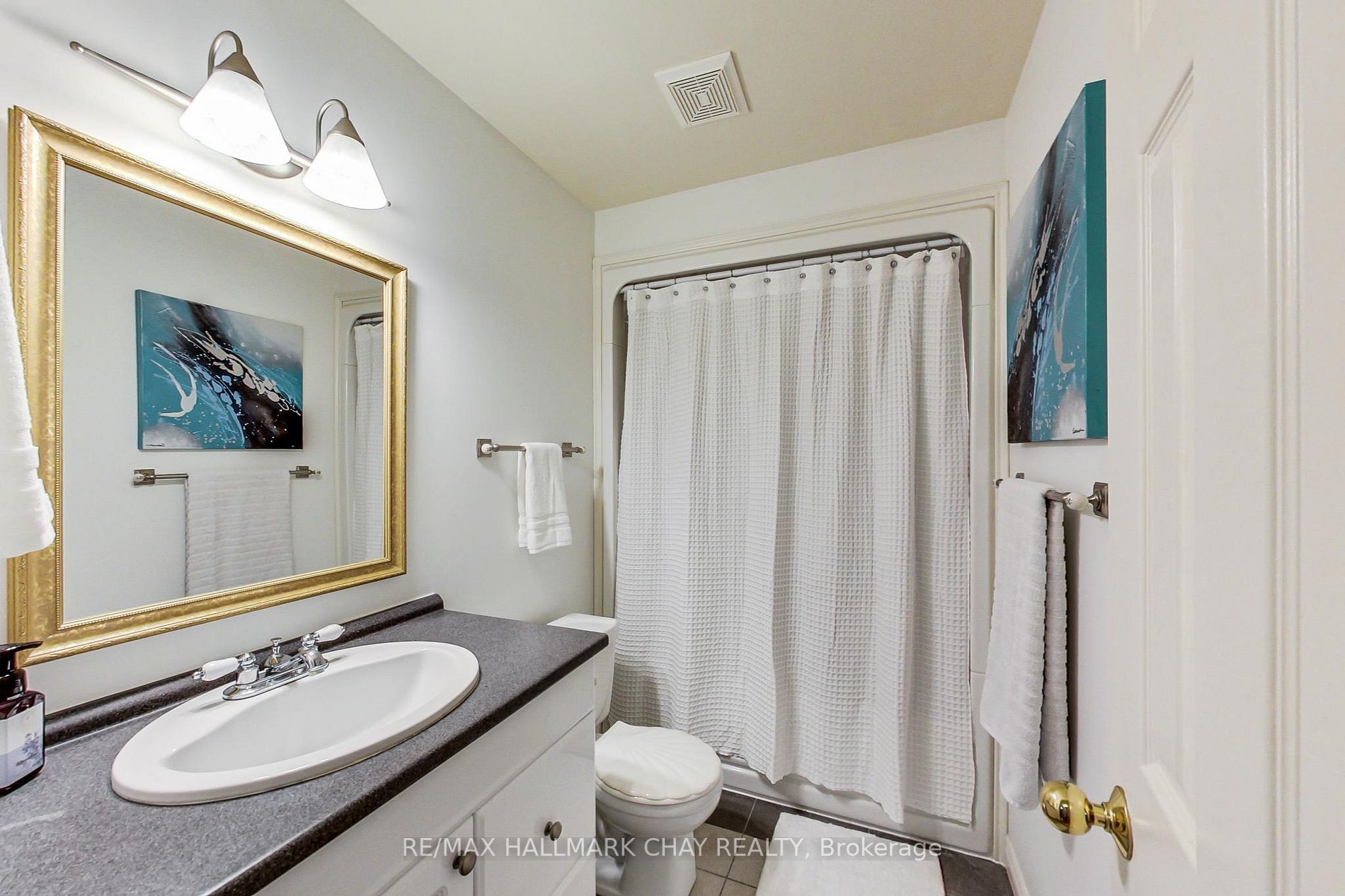 25 Forest Dale Dr