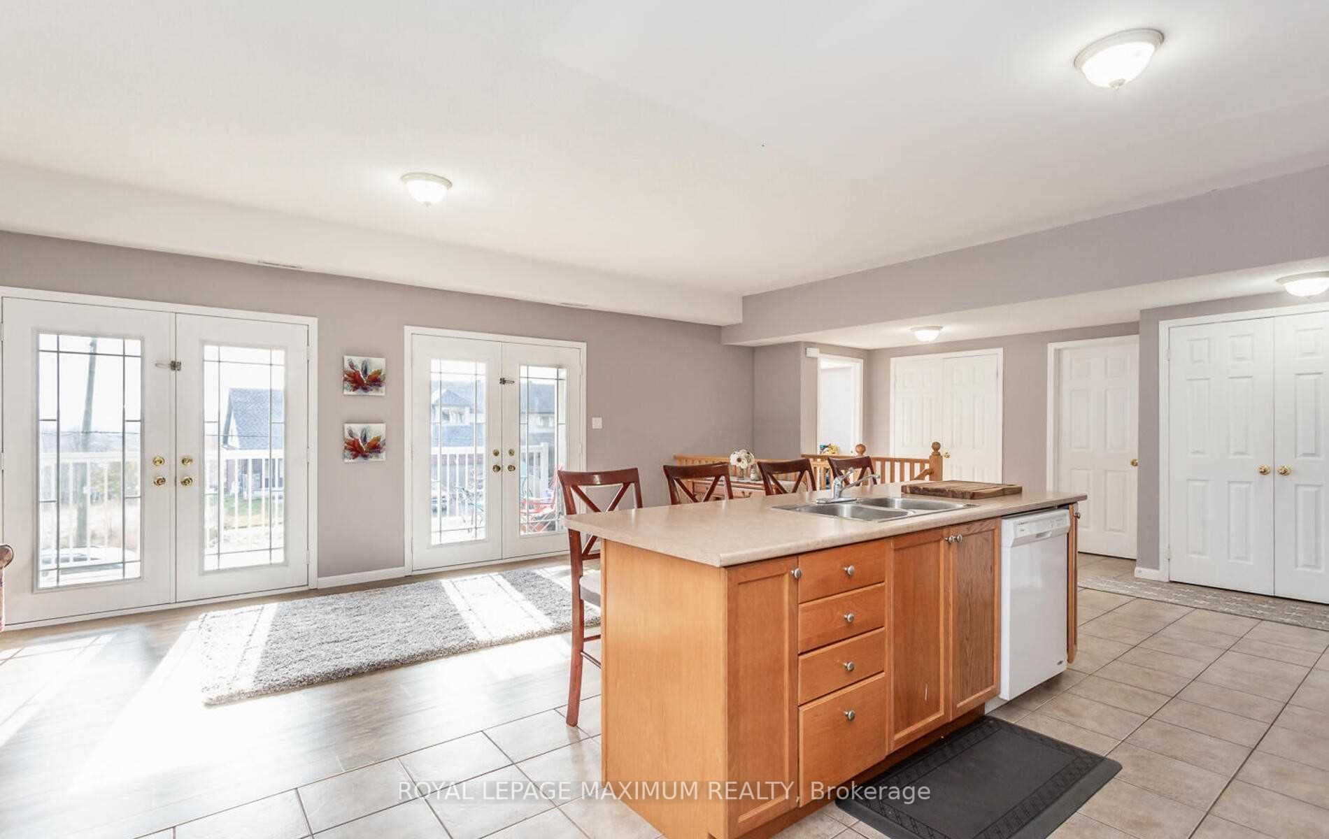 366 Edgehill Dr