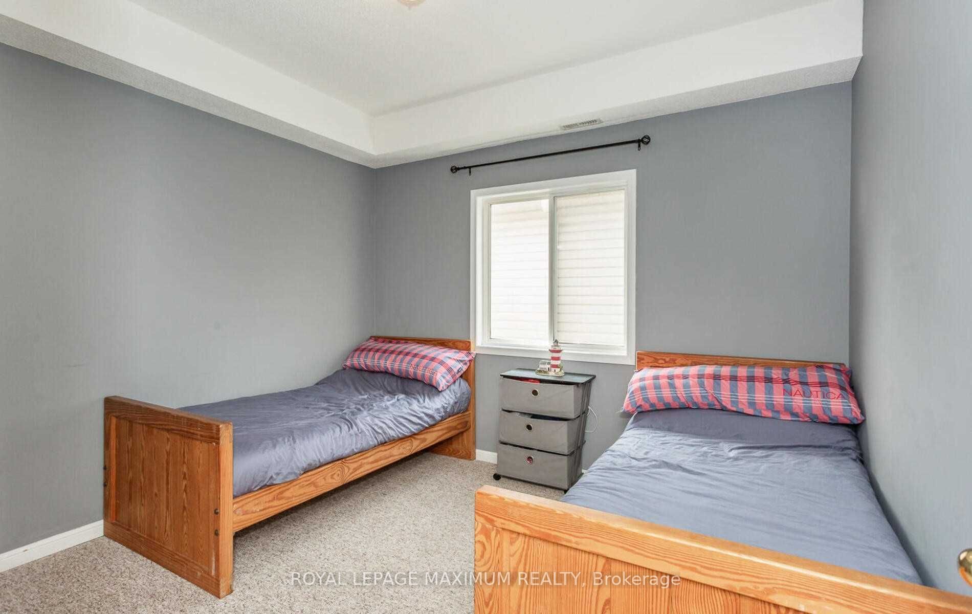 366 Edgehill Dr