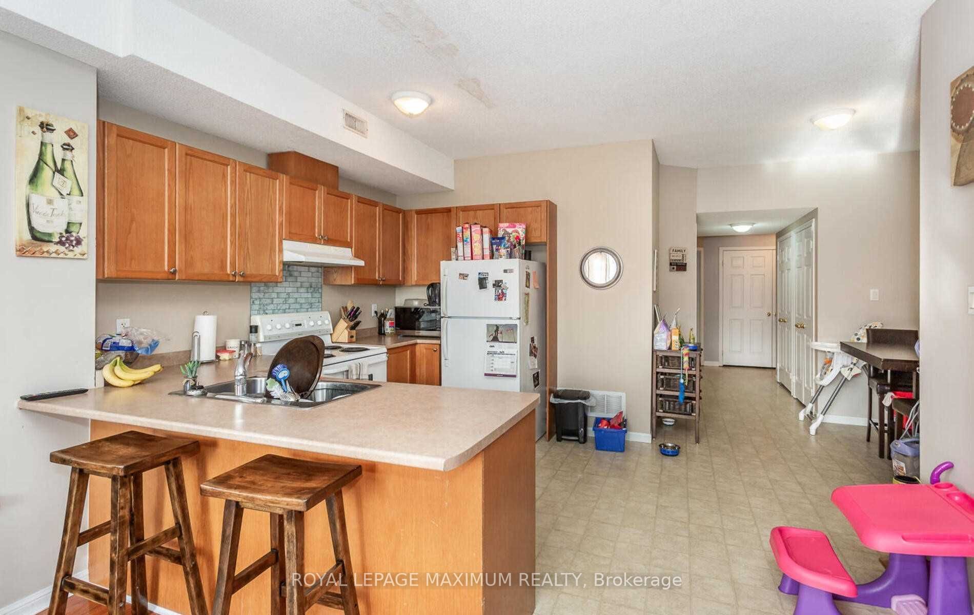 366 Edgehill Dr