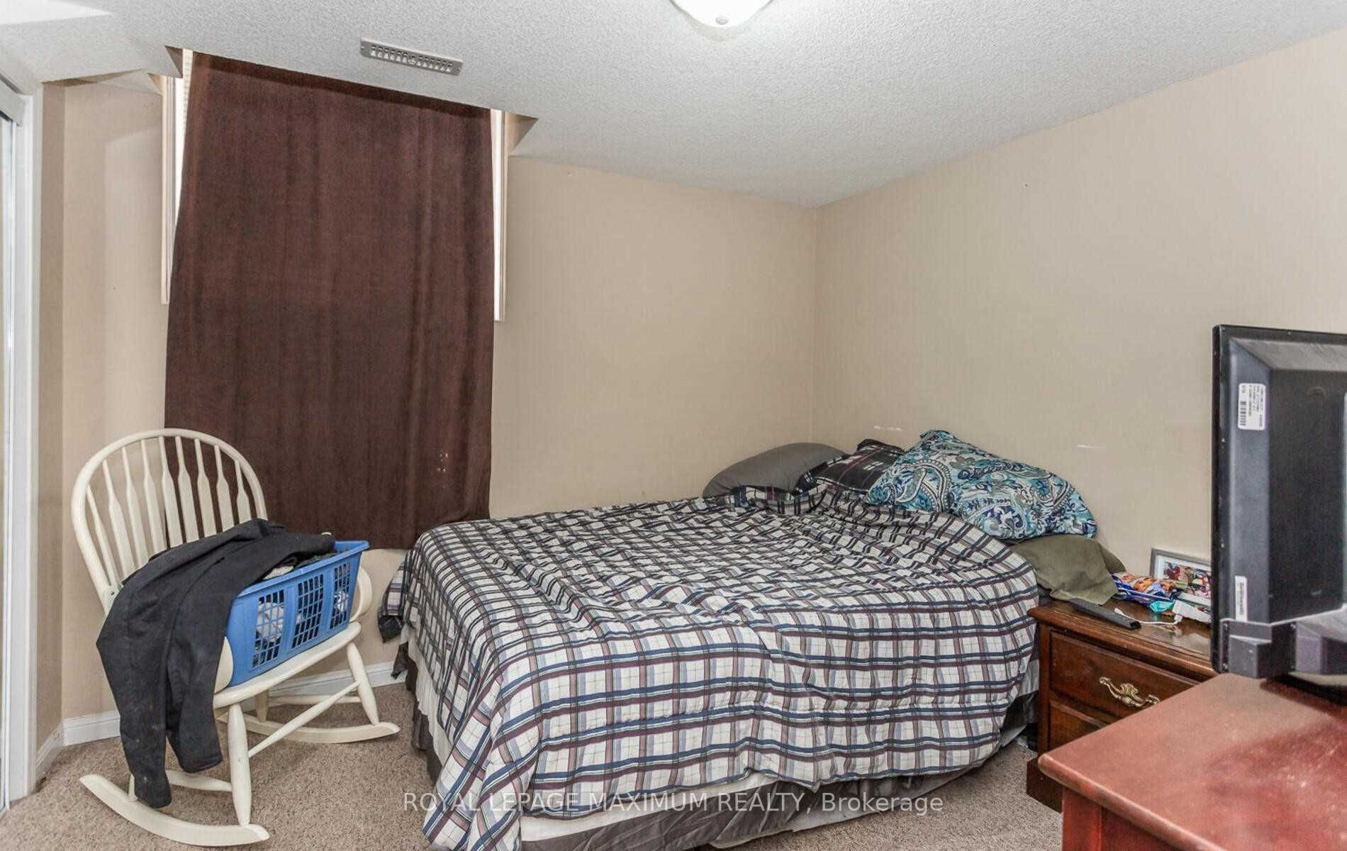 366 Edgehill Dr