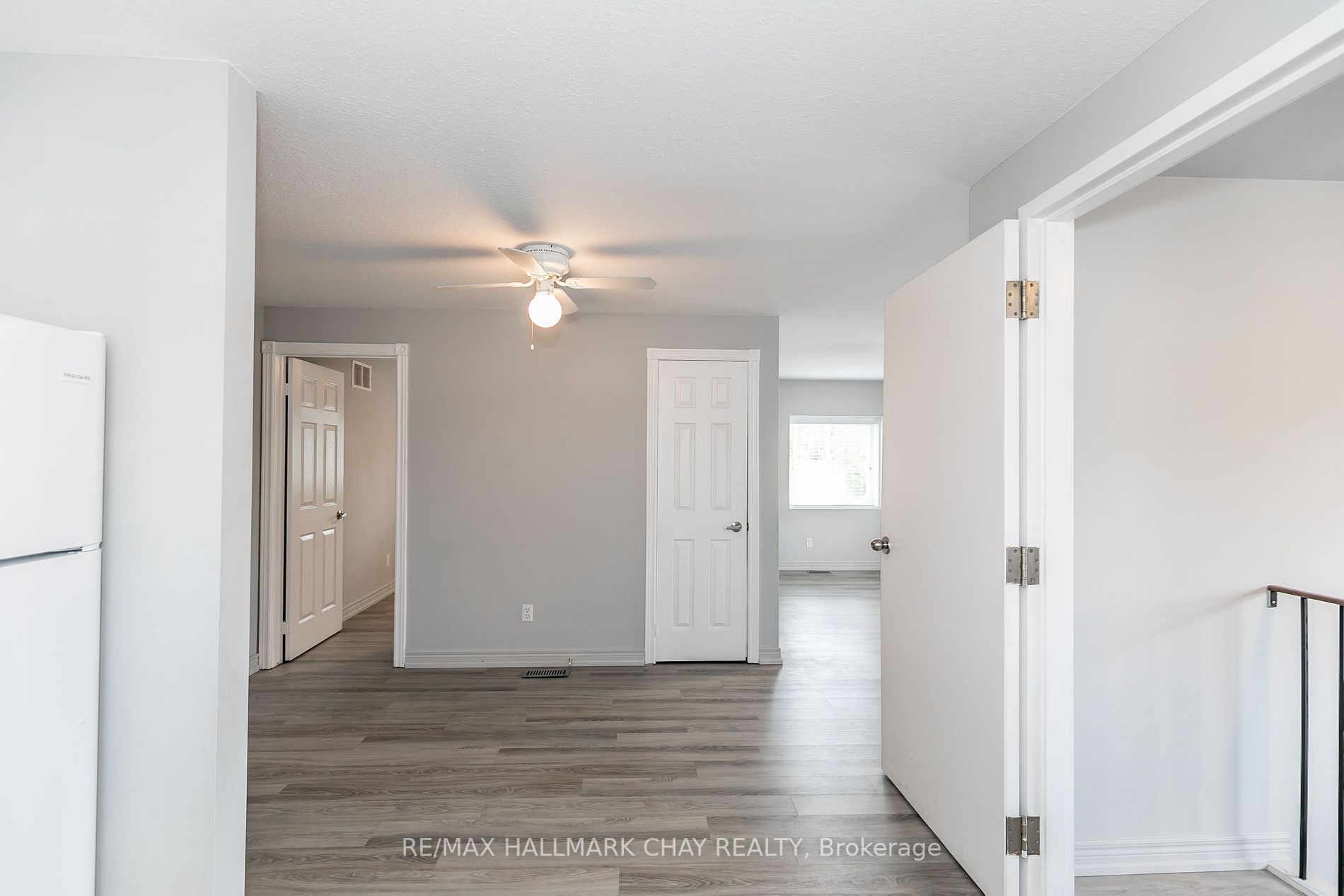 121 Big Bay Point Rd, #Upper