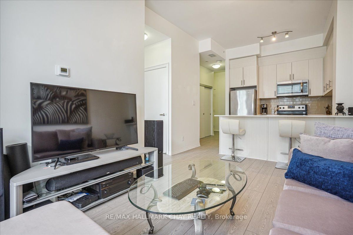 111 Worsley St, #Ph02