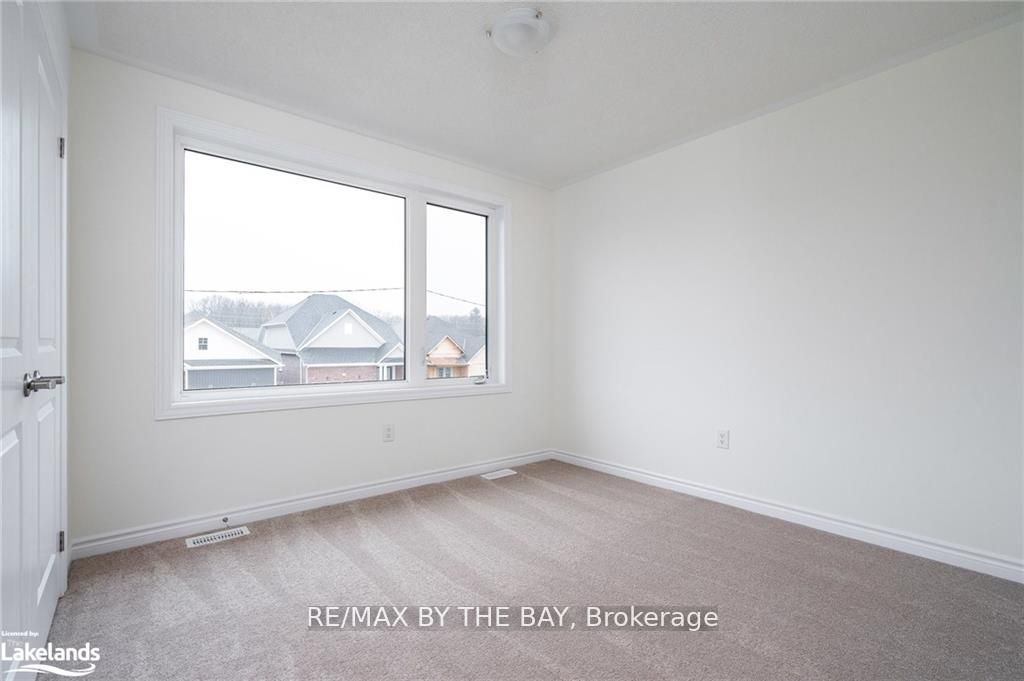 24 Simona Ave