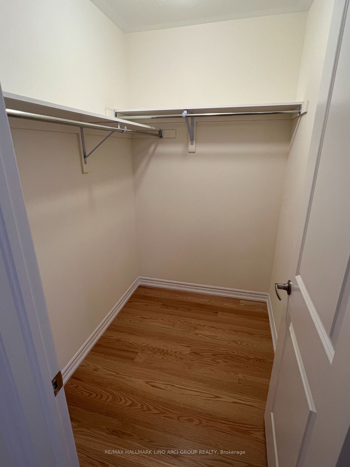 4 Bannister Rd