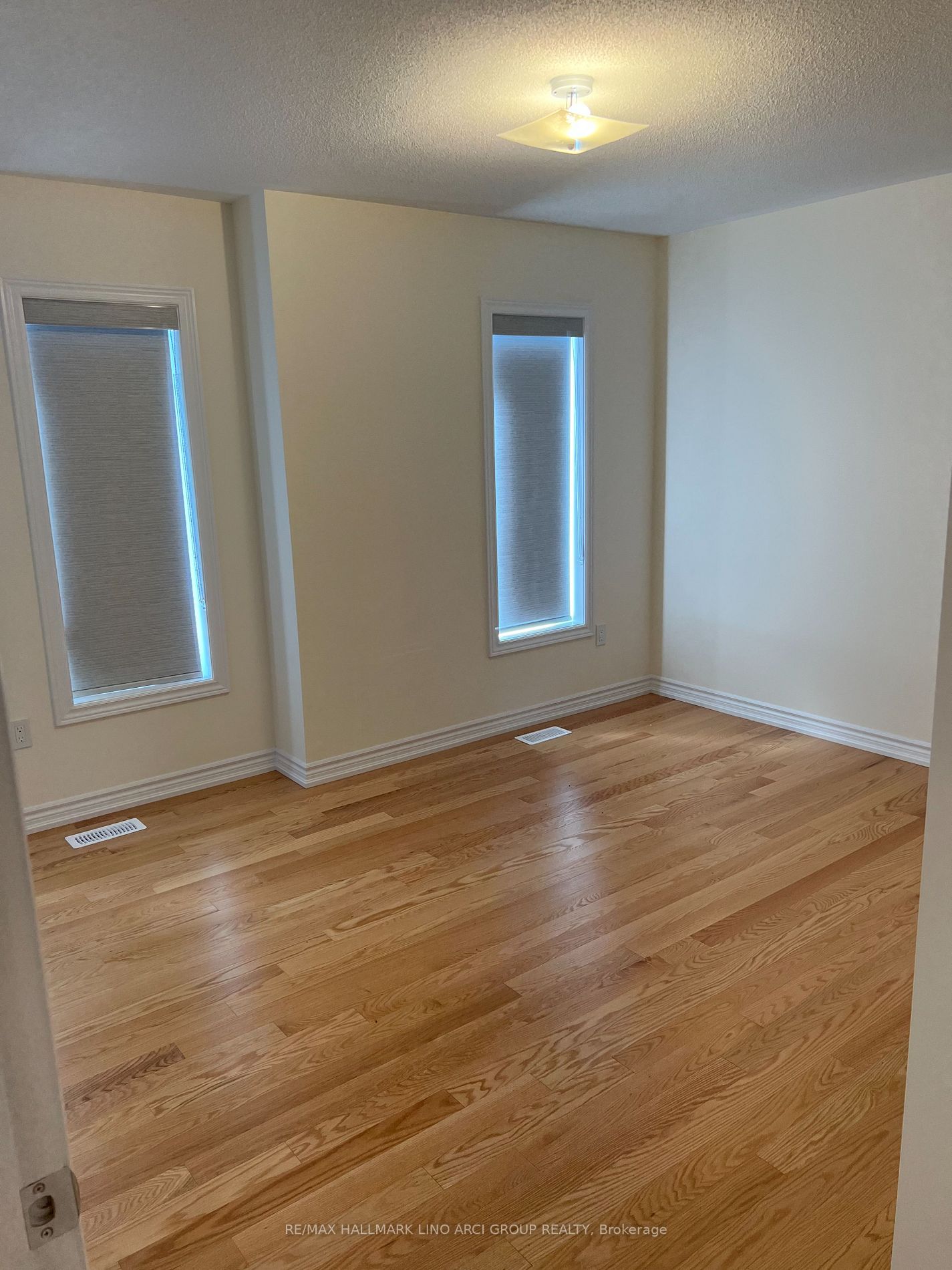 4 Bannister Rd