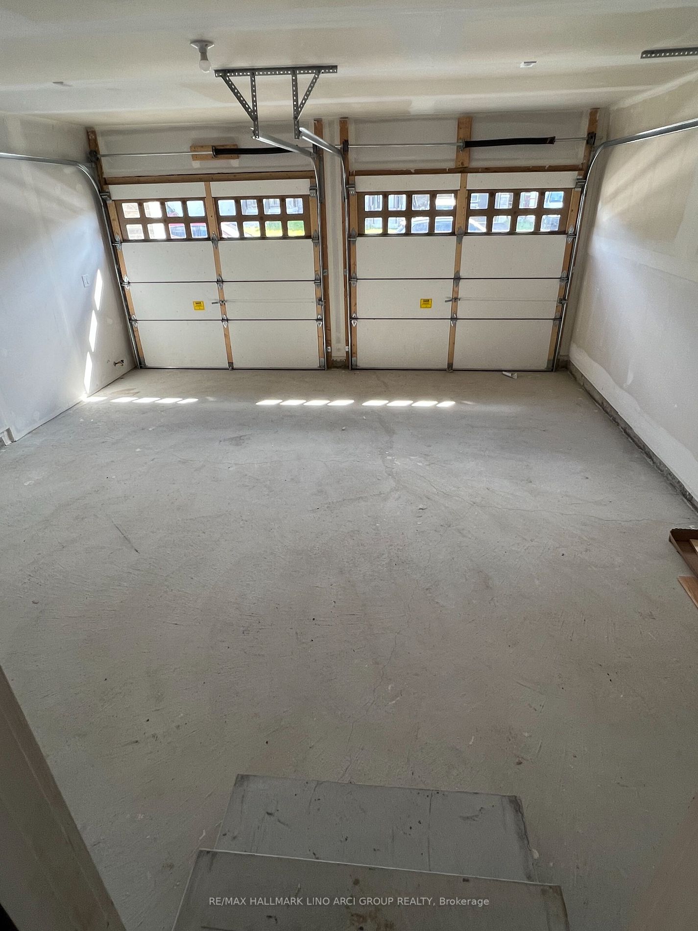 4 Bannister Rd