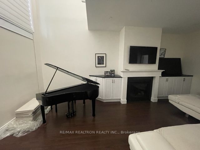 355 Blake St, #4