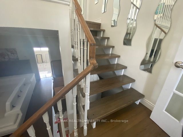 355 Blake St, #4