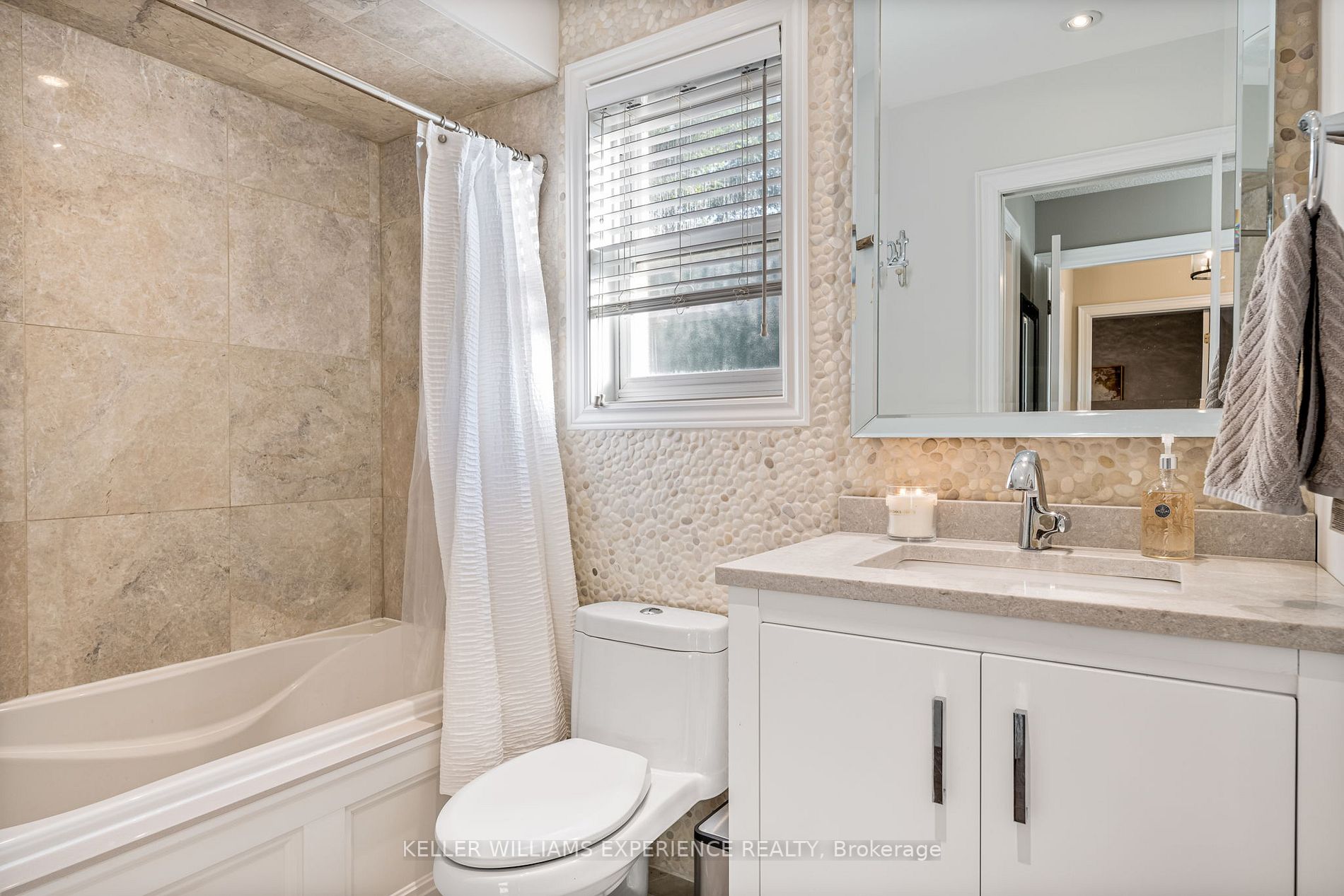15 Cityview Circ