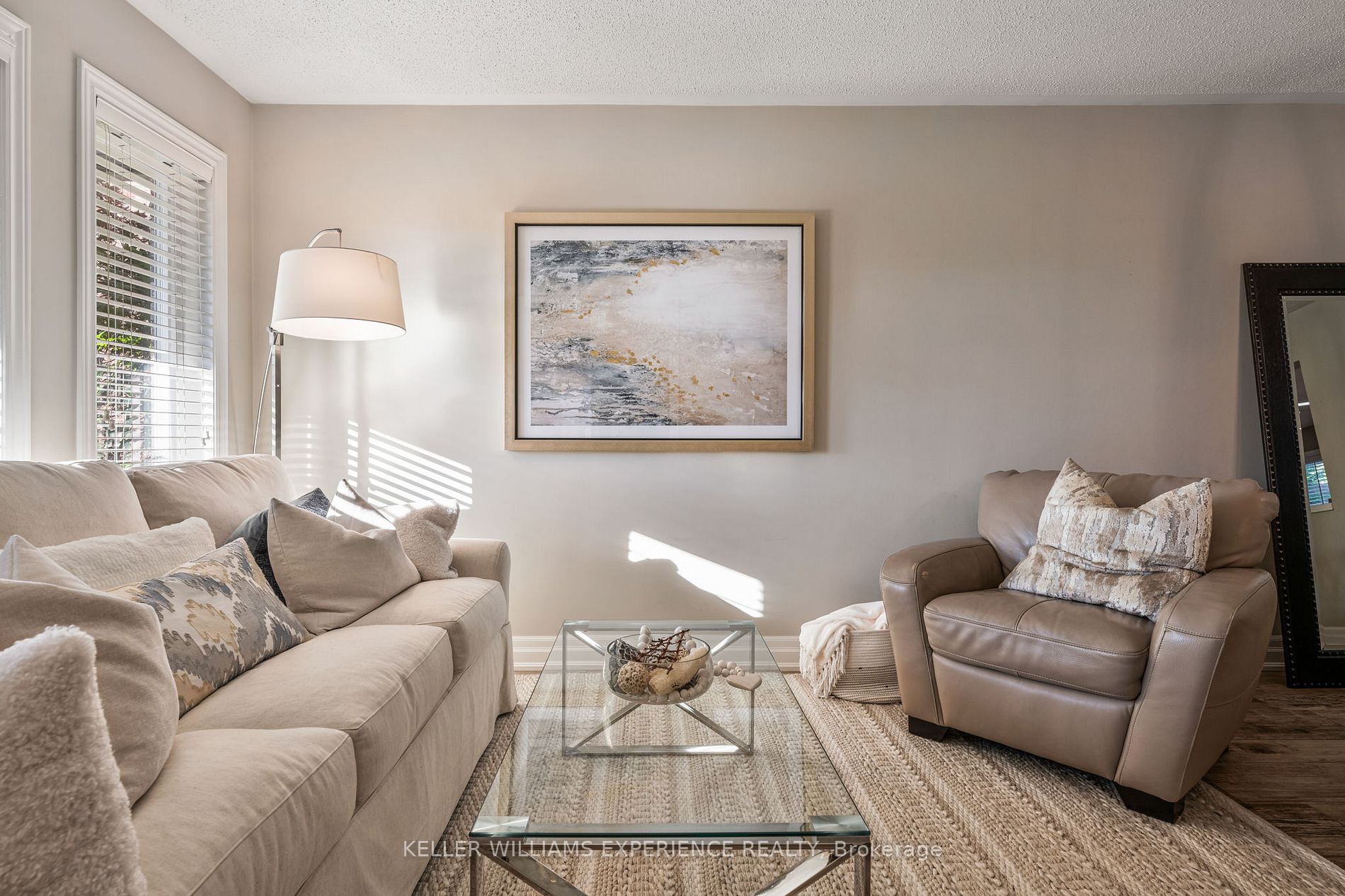 15 Cityview Circ