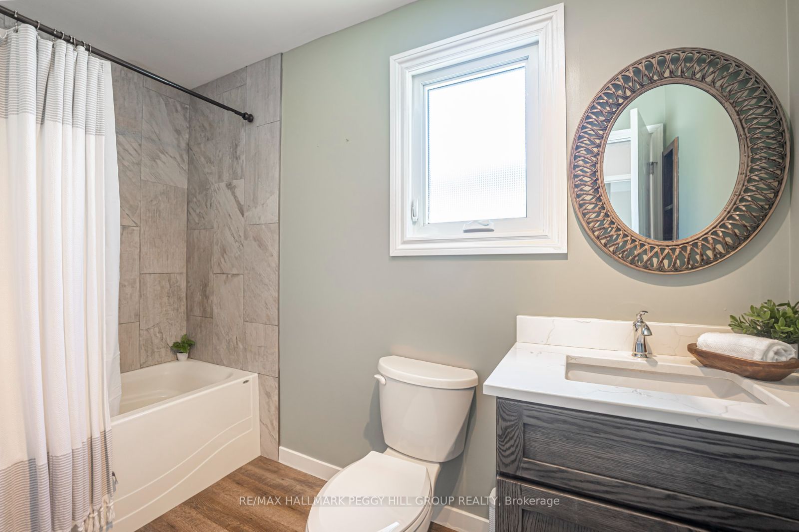 126 Garden Dr