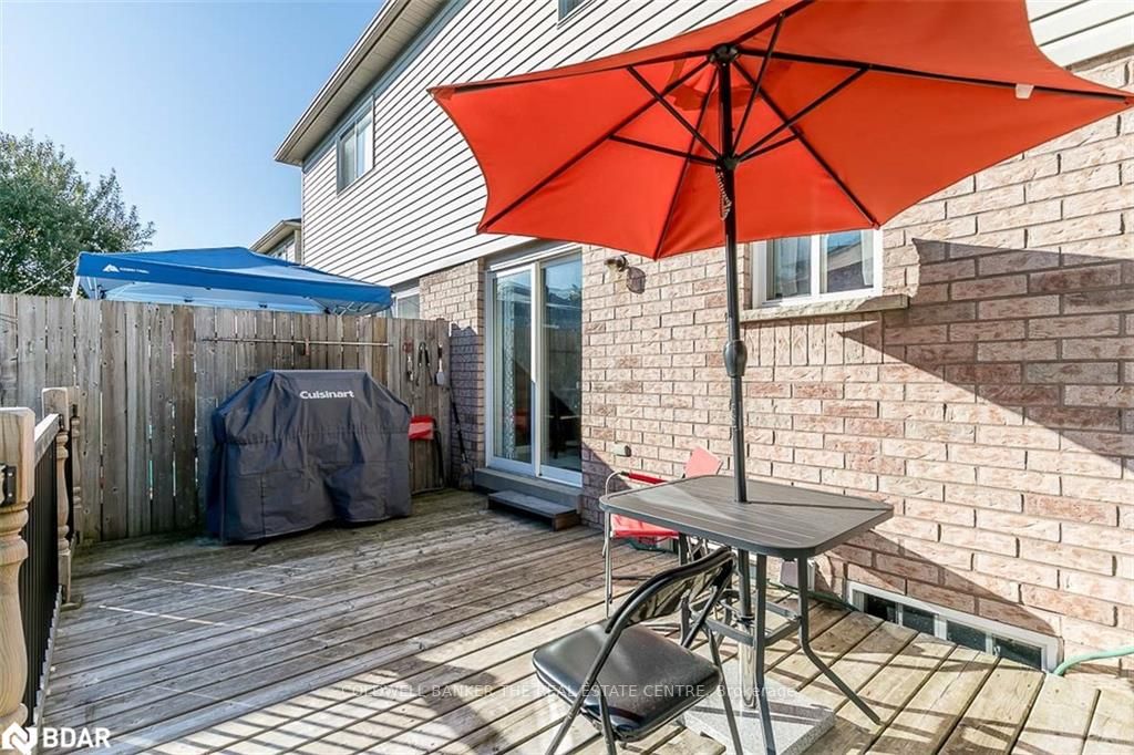 67 Pringle Dr