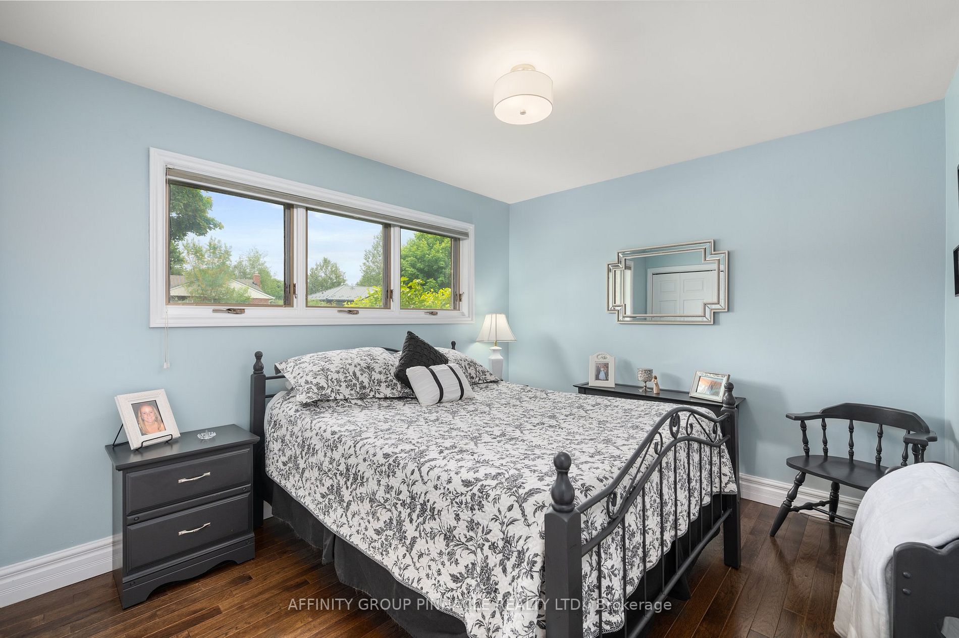 59 Oakley Park Sq