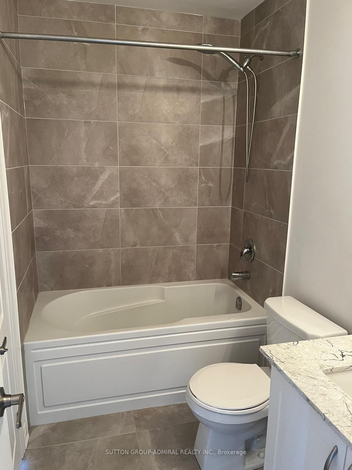 26 Village Gate Dr