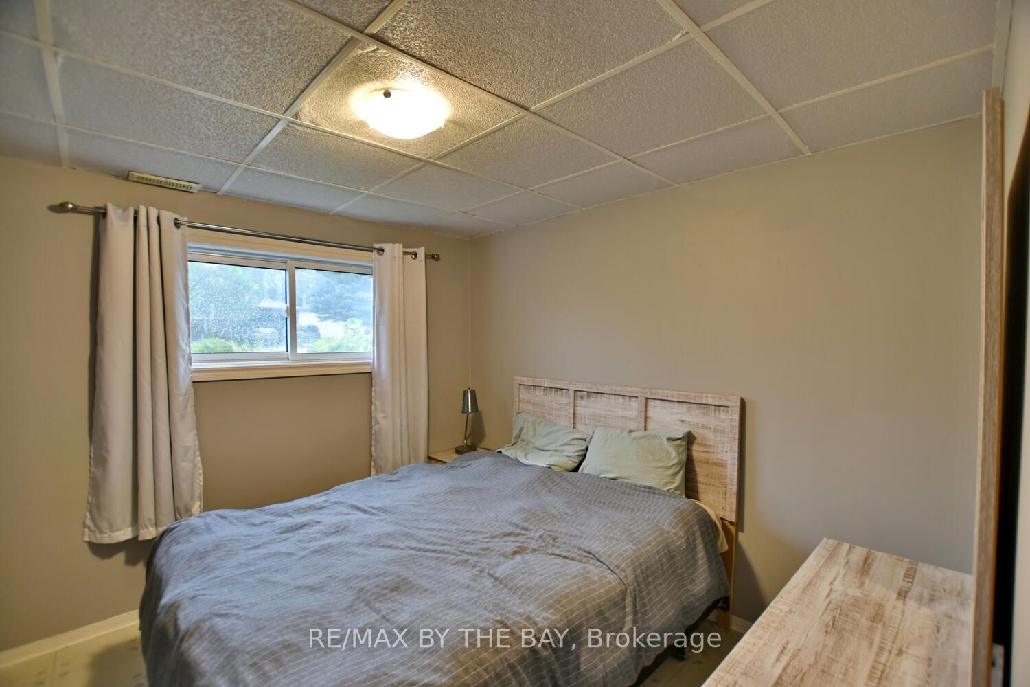 83 Royal Beech Dr