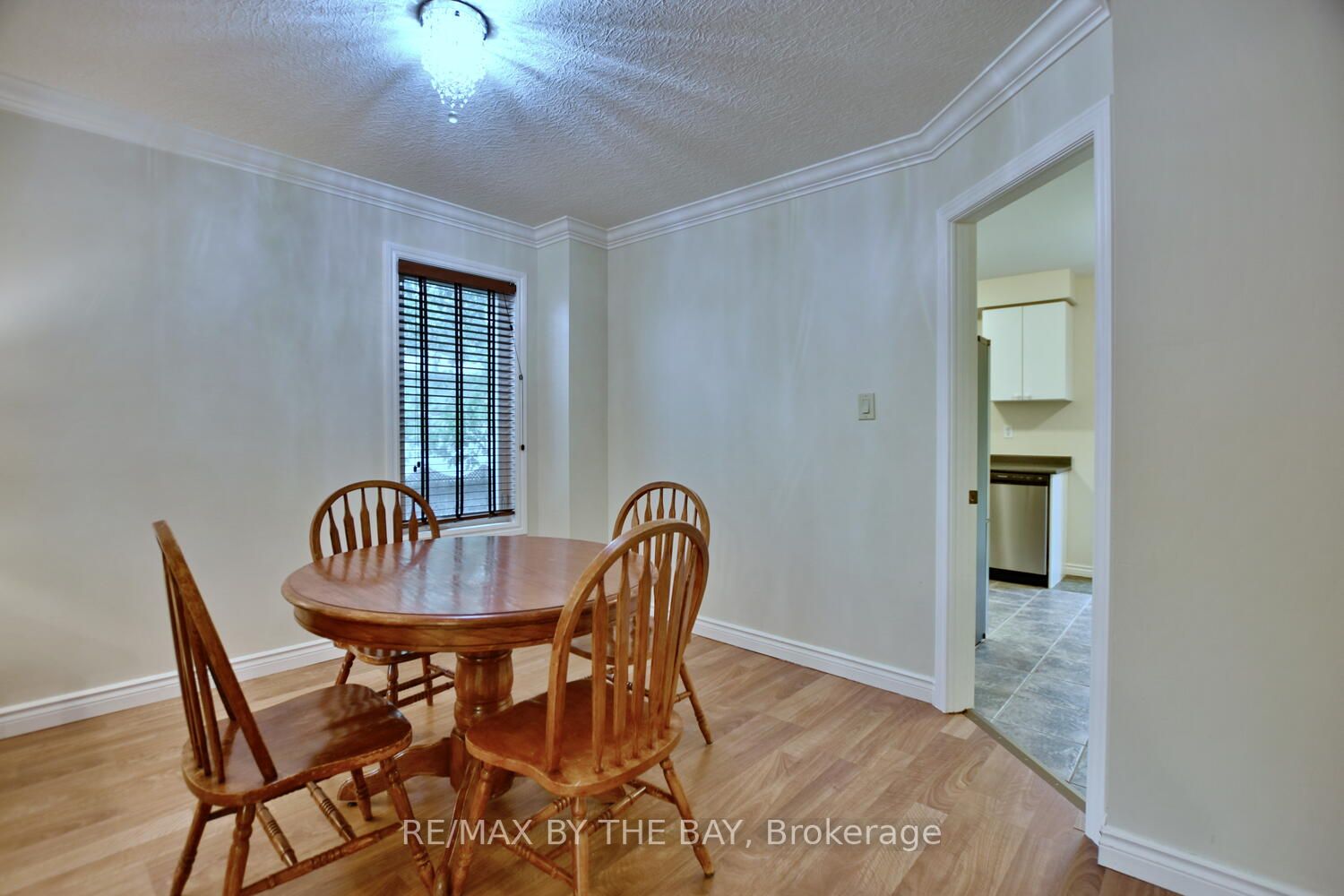 83 Royal Beech Dr