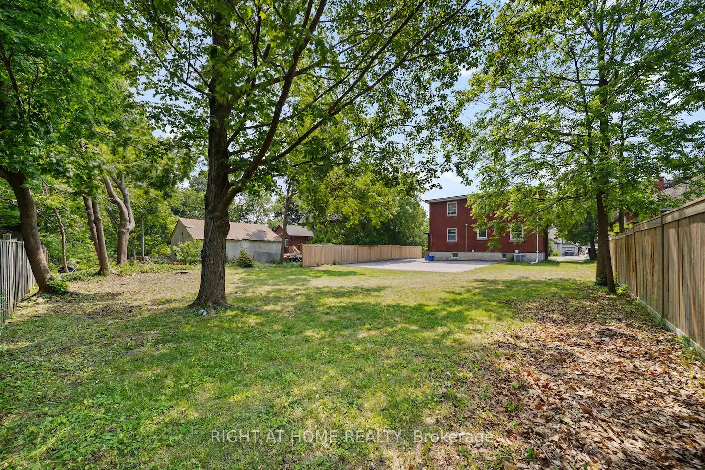 21 Thomson St, #Main Fl