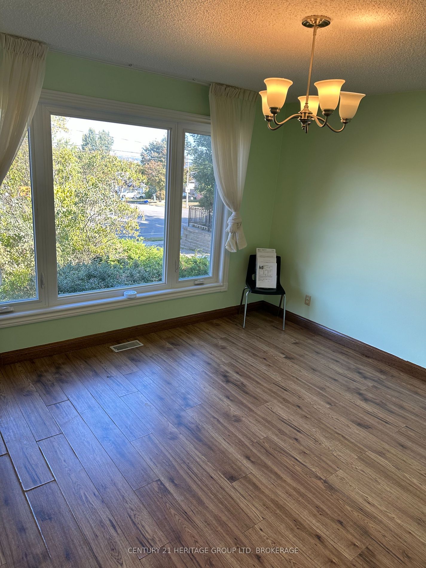 153 Ardagh Rd, #A
