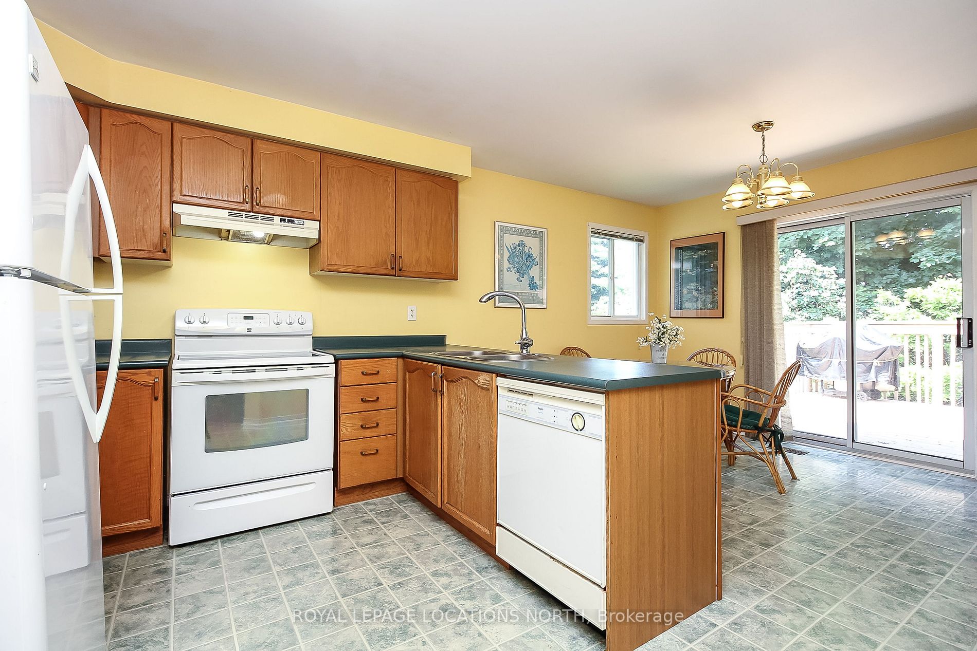 93 Silver Birch Ave