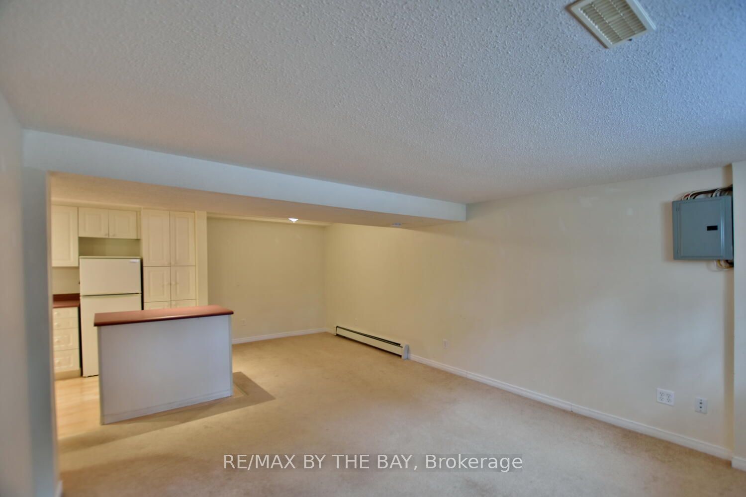 138 Evergreen Ave