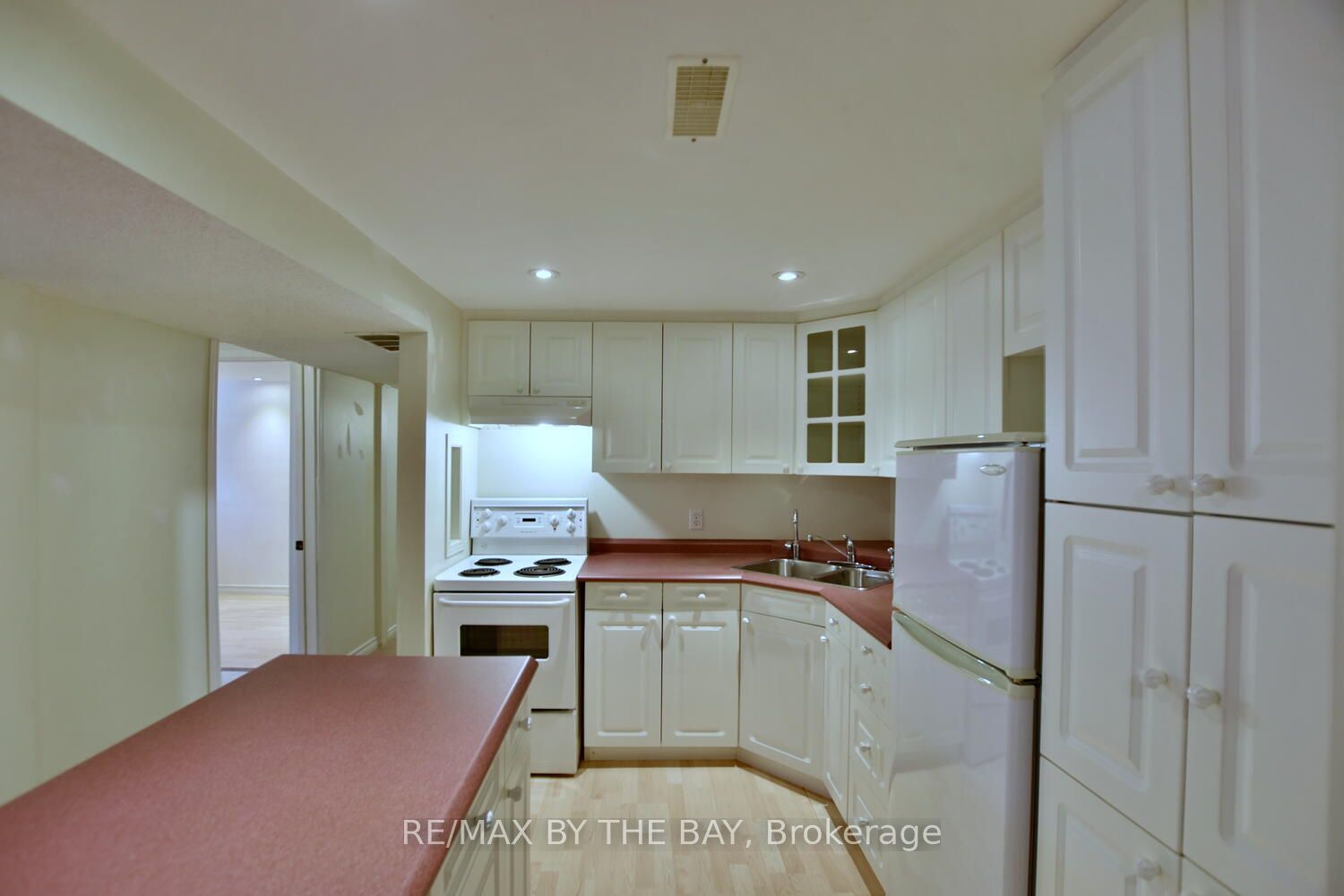 138 Evergreen Ave