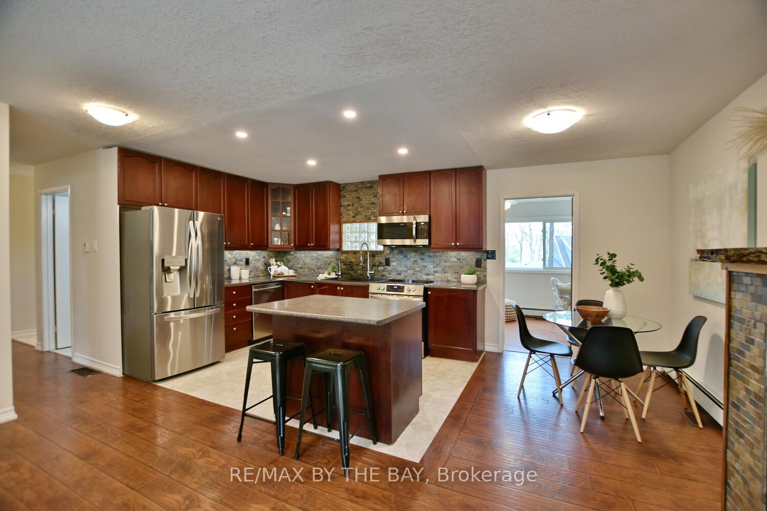 138 Evergreen Ave