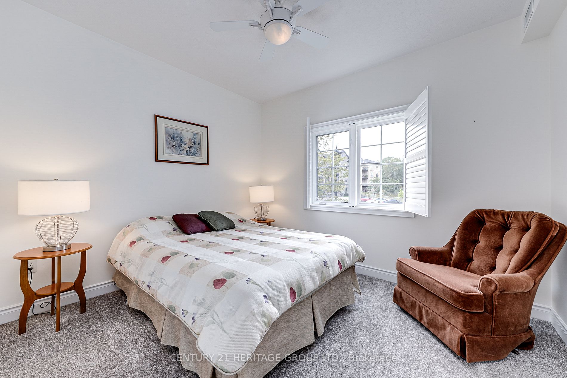 40 Ferndale Dr S, #111