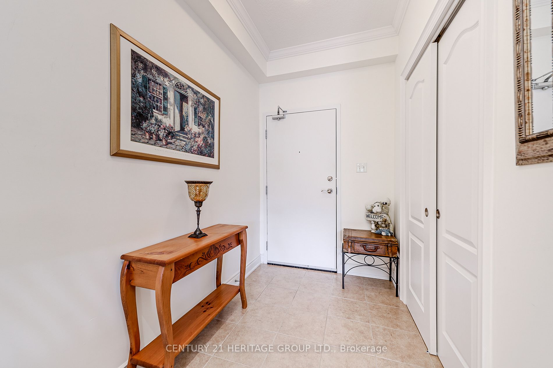 40 Ferndale Dr S, #111