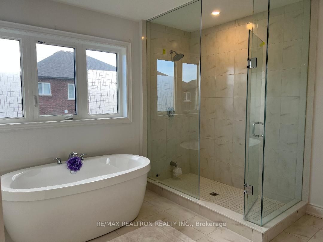 13 Middleton Dr