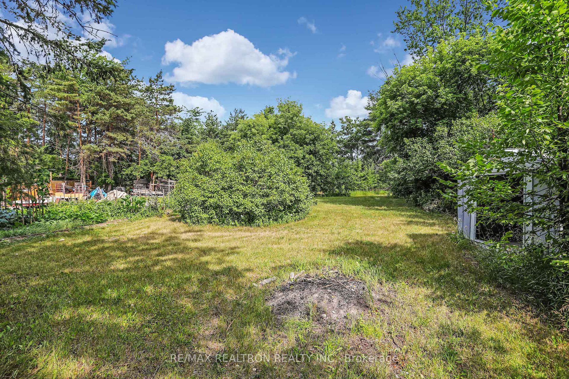 5742 County Rd 90 Rd