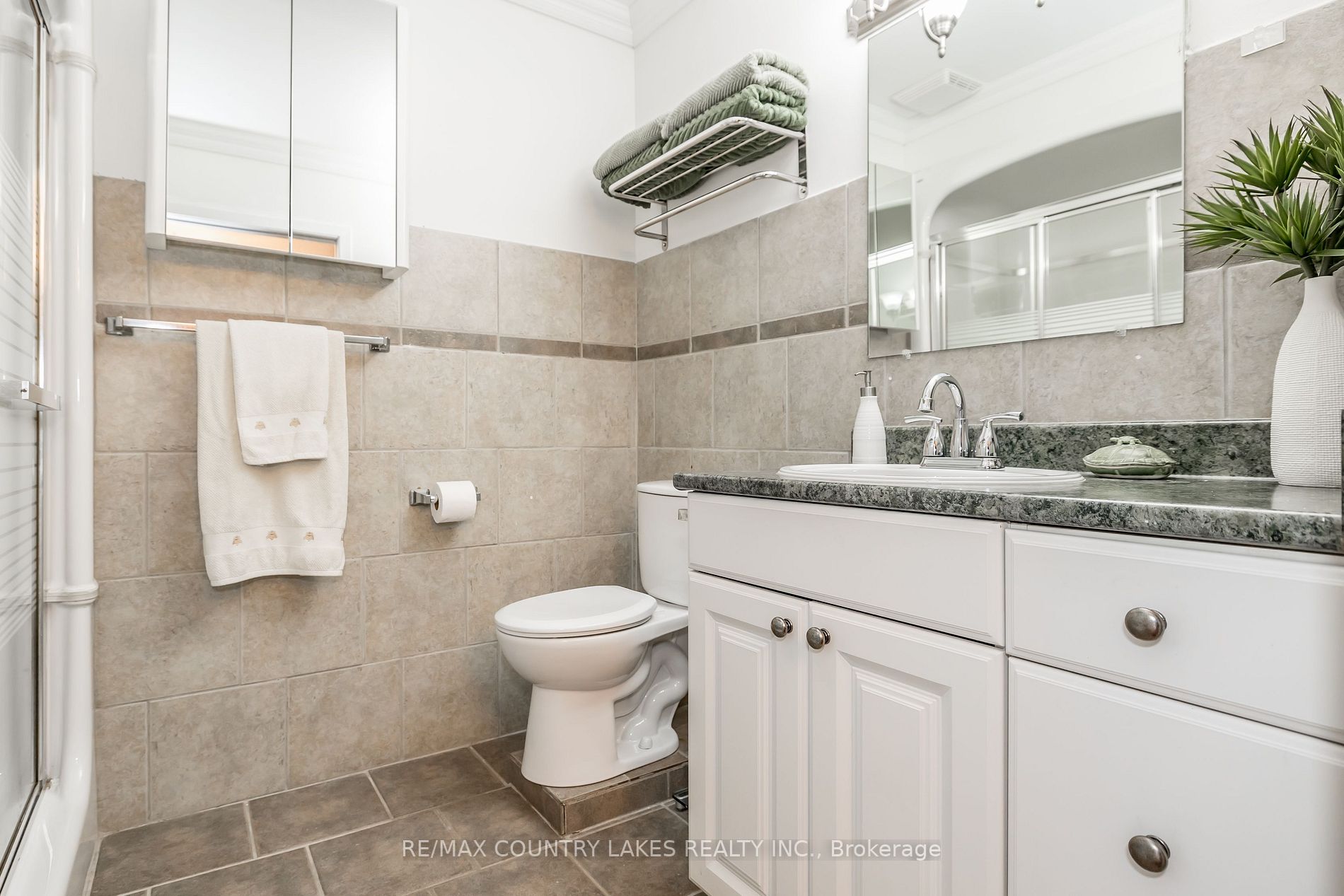 70 Laguna Pkwy, #2