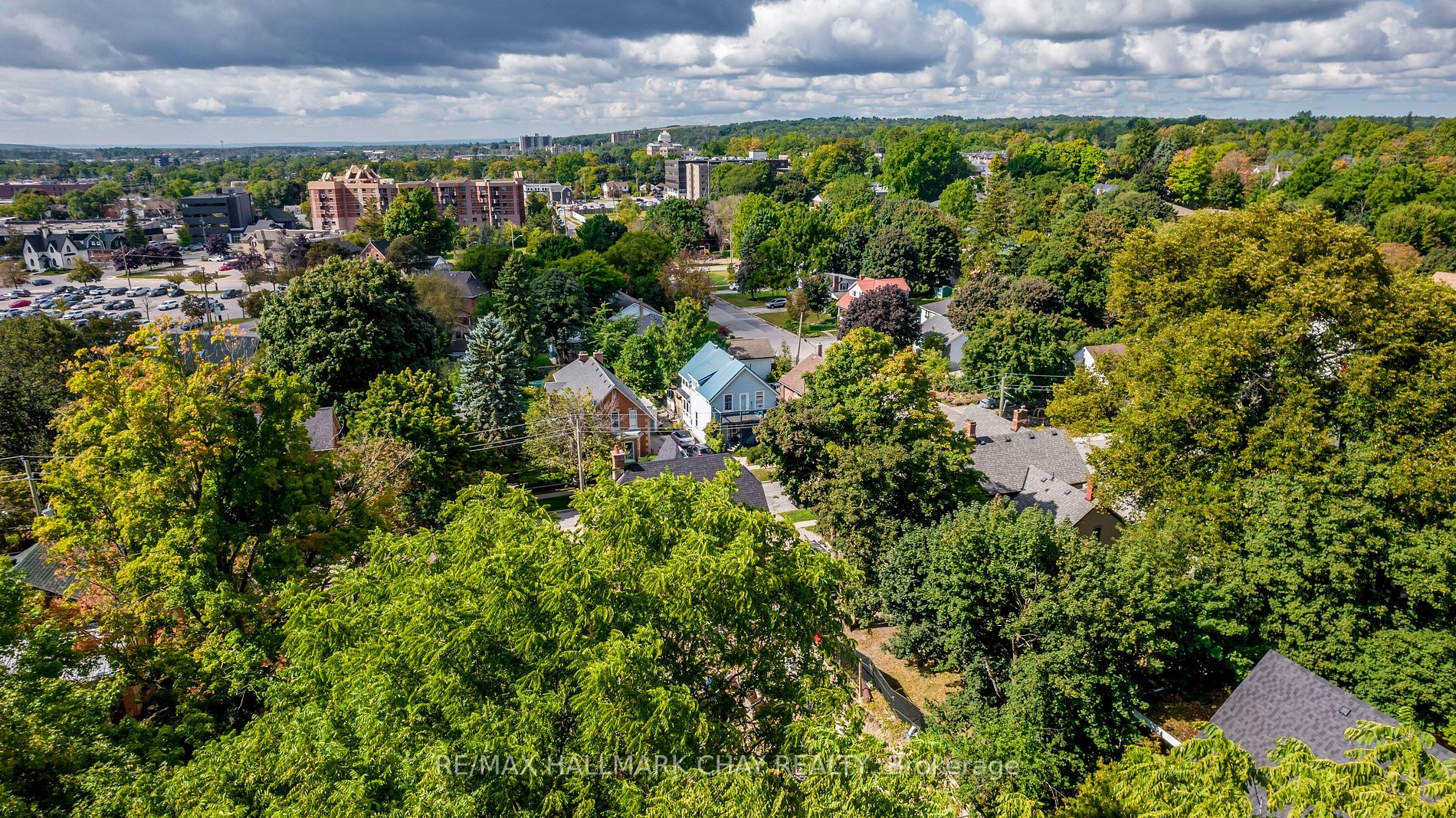 87 Owen St