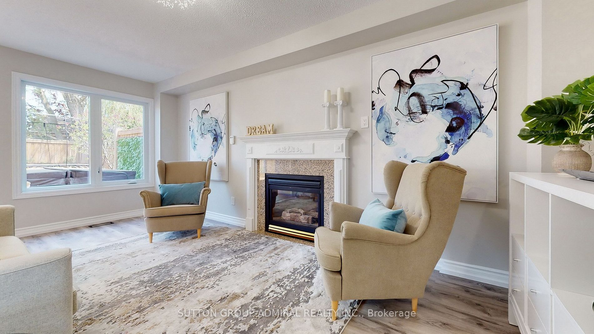 60 Taylor Dr