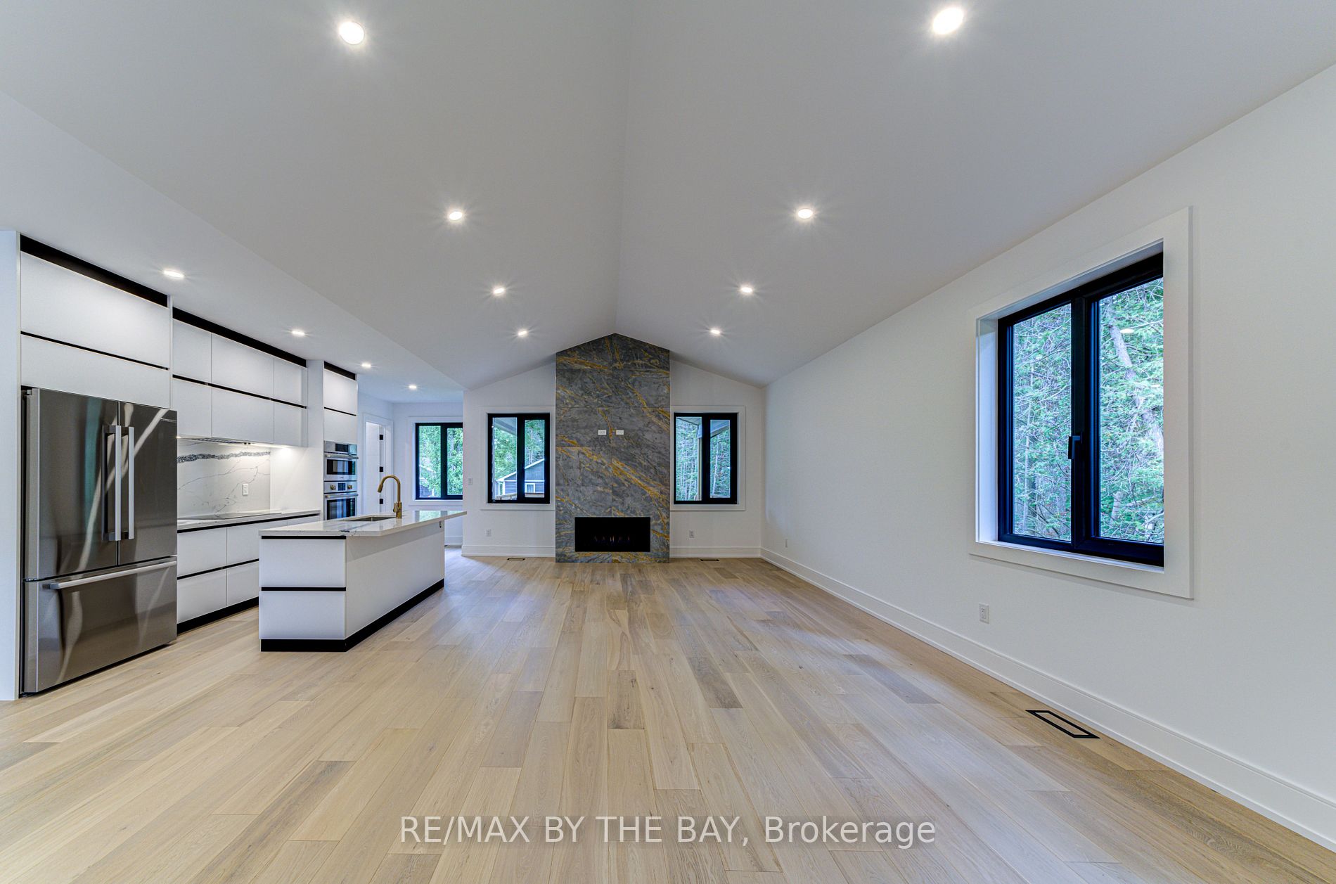 15 53rd Street S