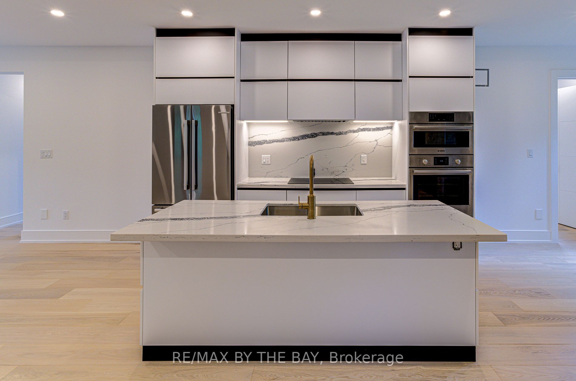 15 53rd Street S