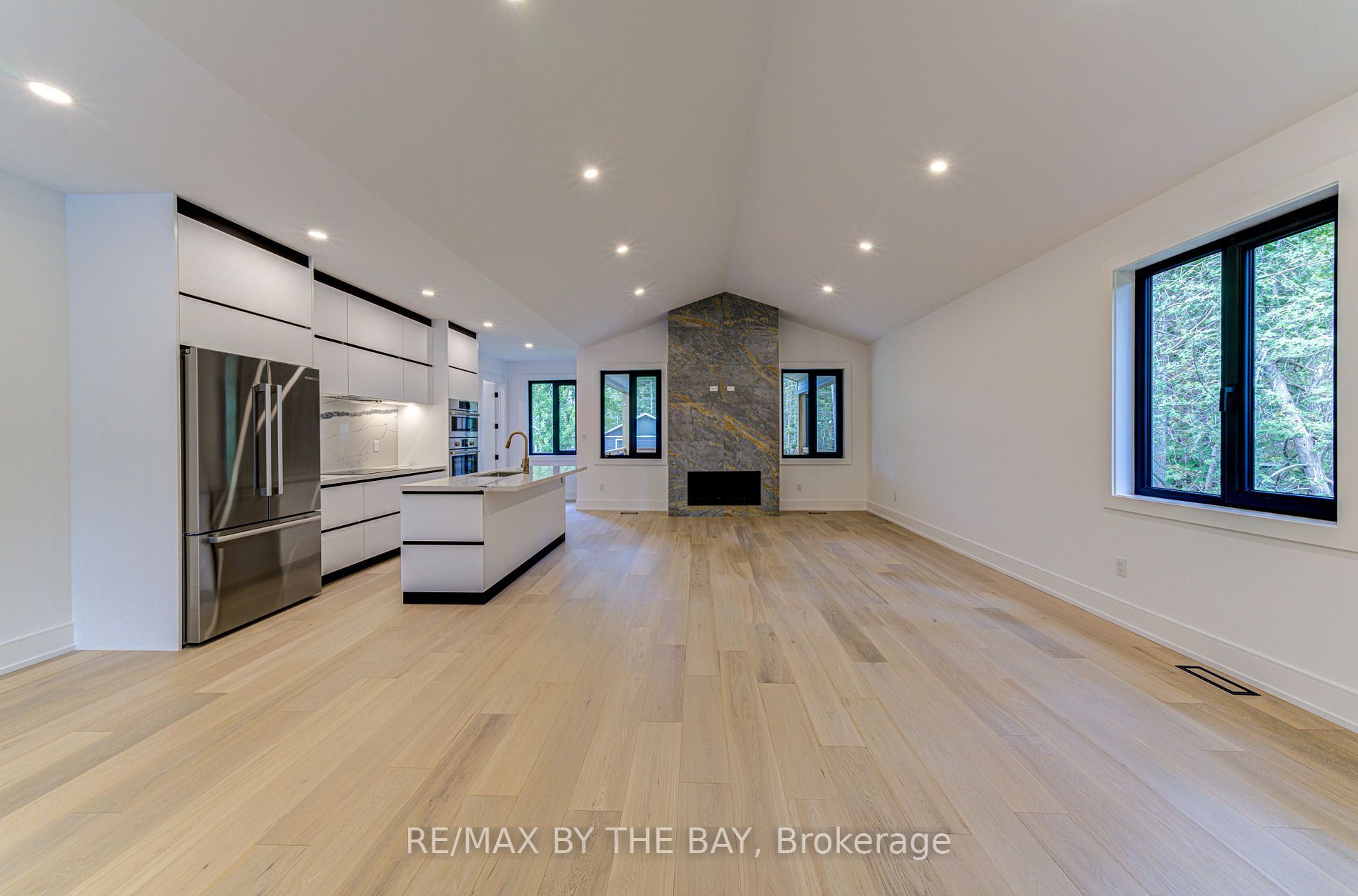 15 53rd Street S