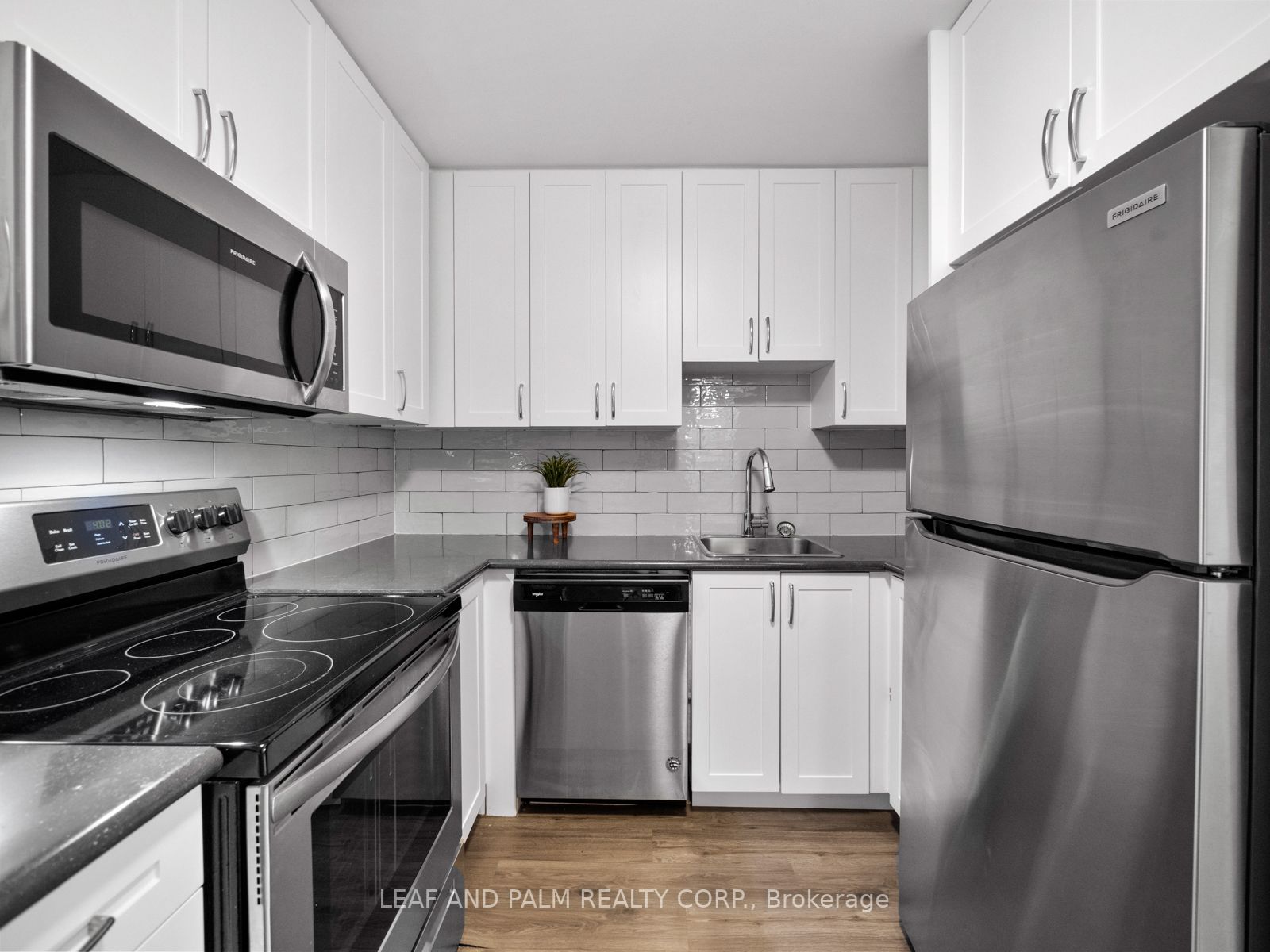 135 Atherley Rd, #B101