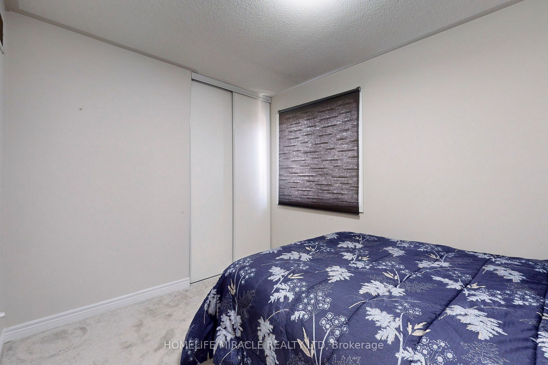 104 Thrushwood Dr