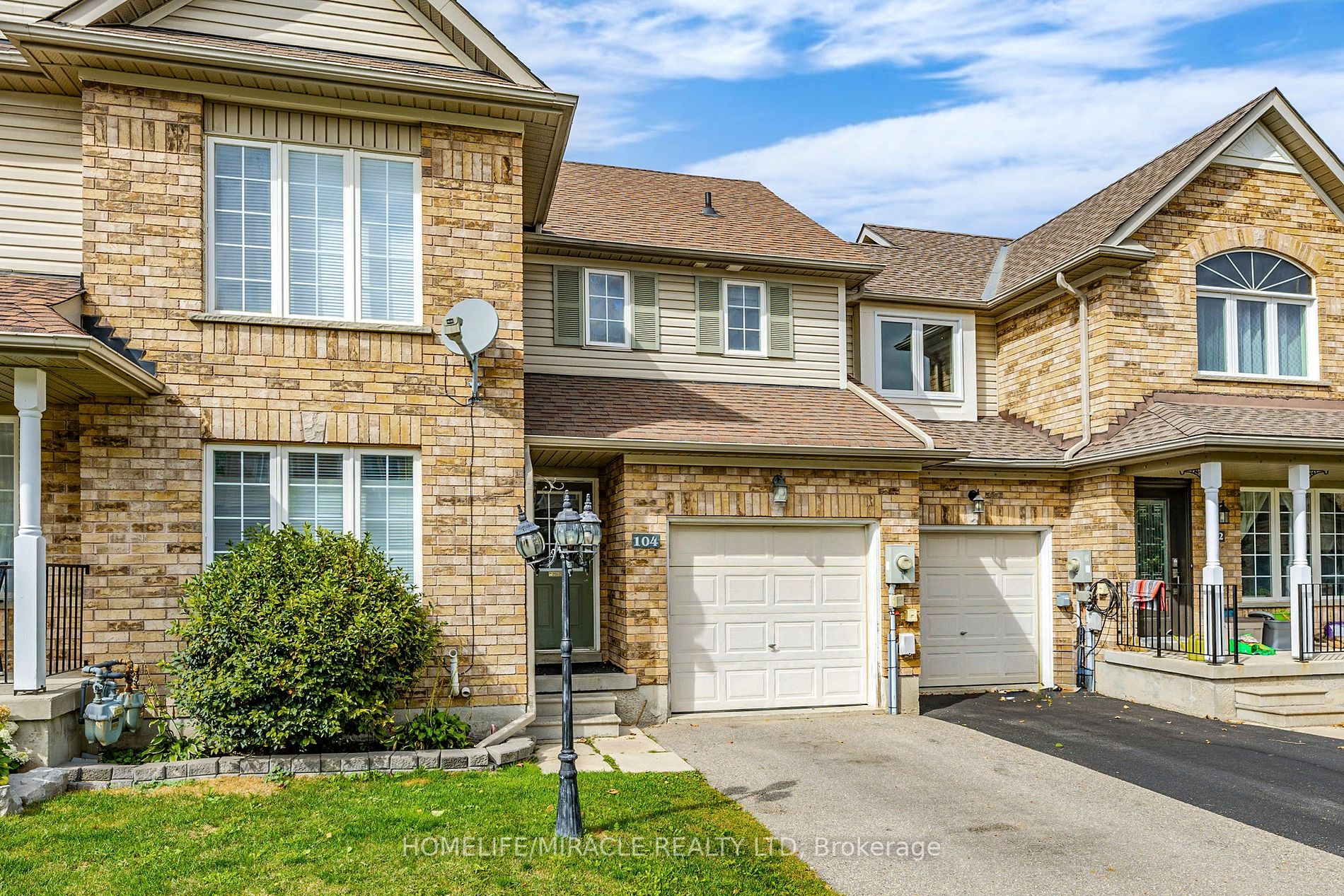 104 Thrushwood Dr