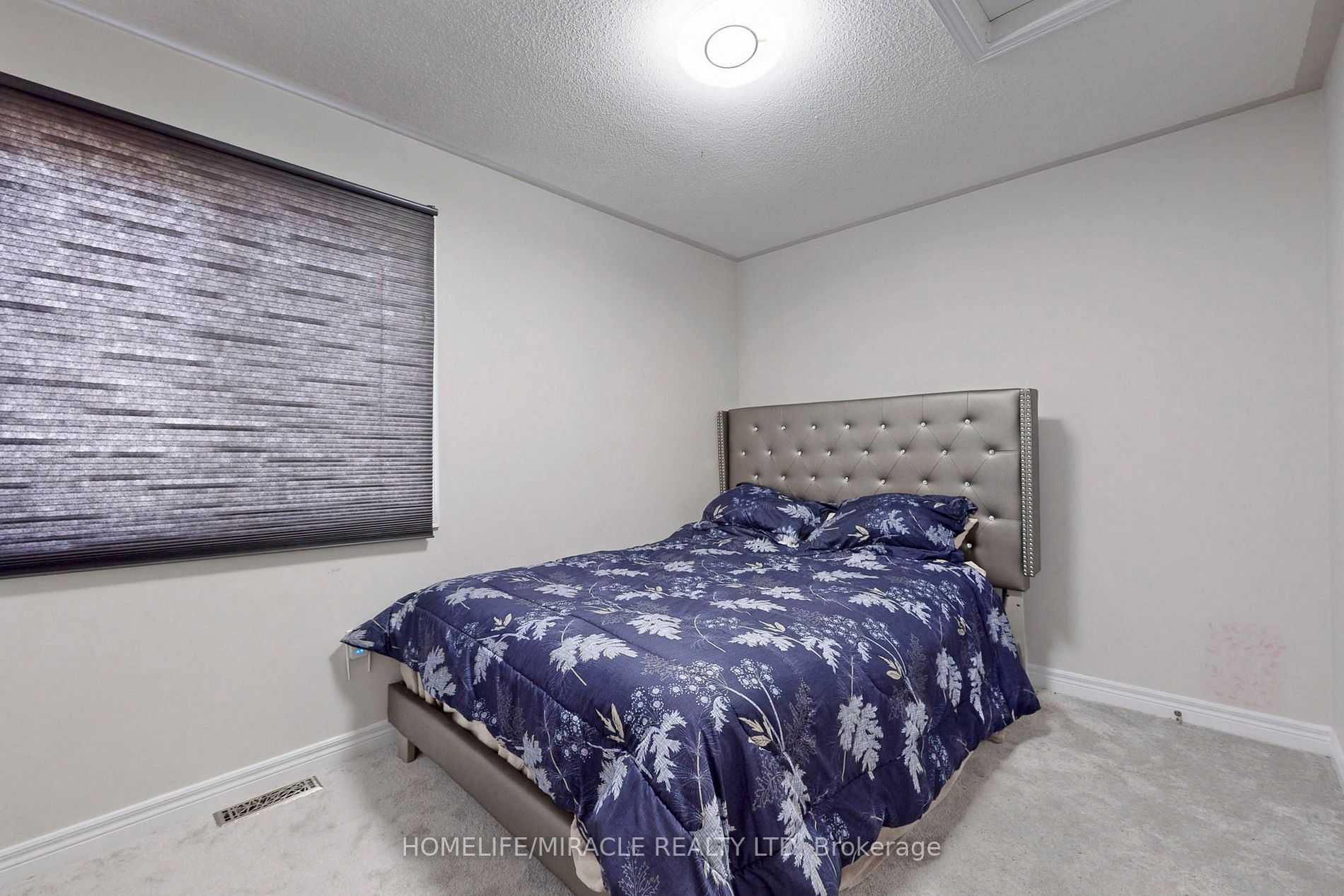 104 Thrushwood Dr
