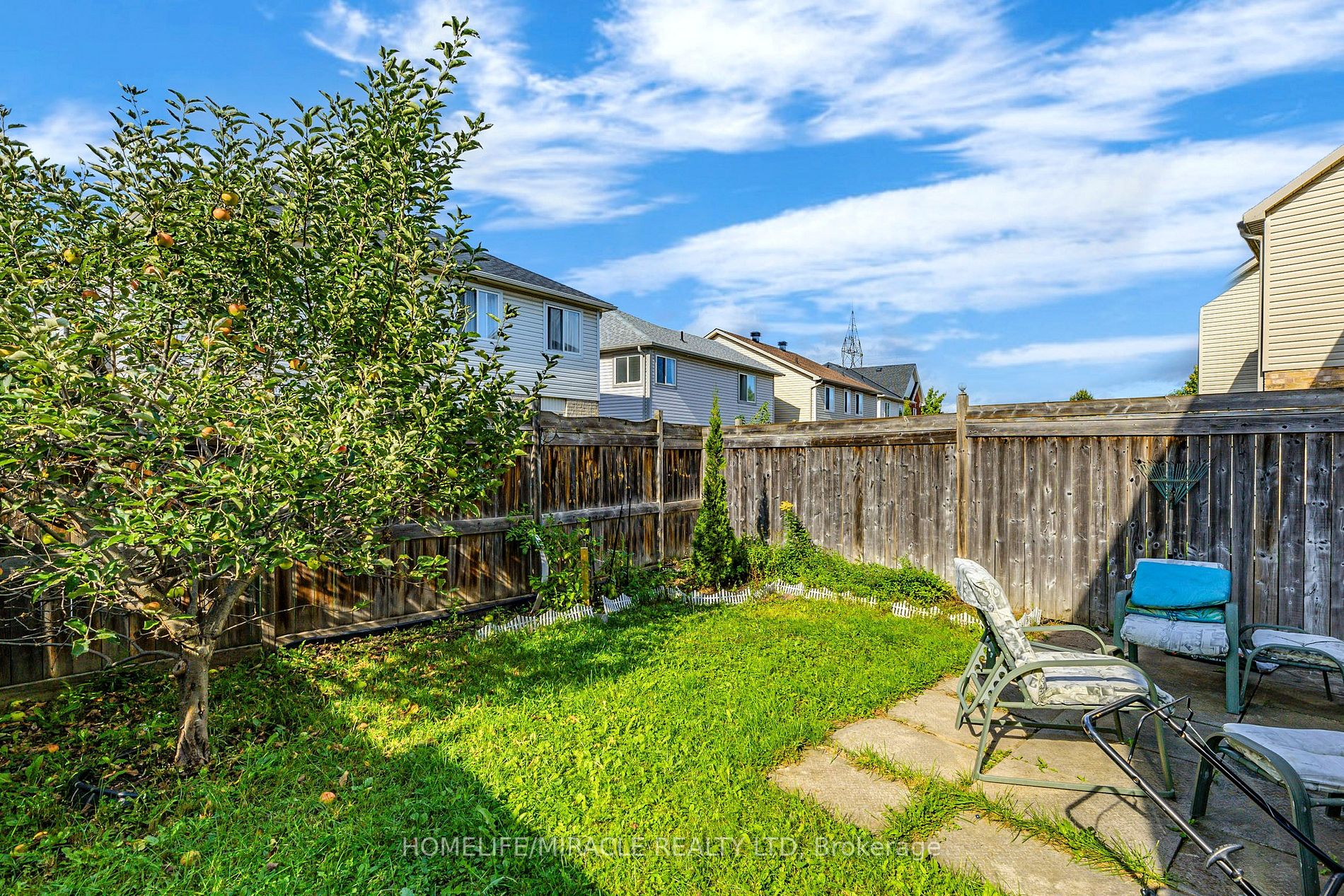 104 Thrushwood Dr