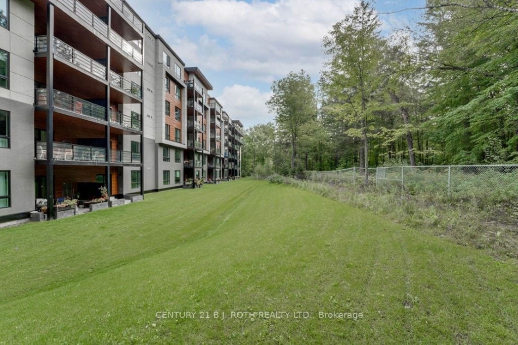 304 Essa Rd, #310