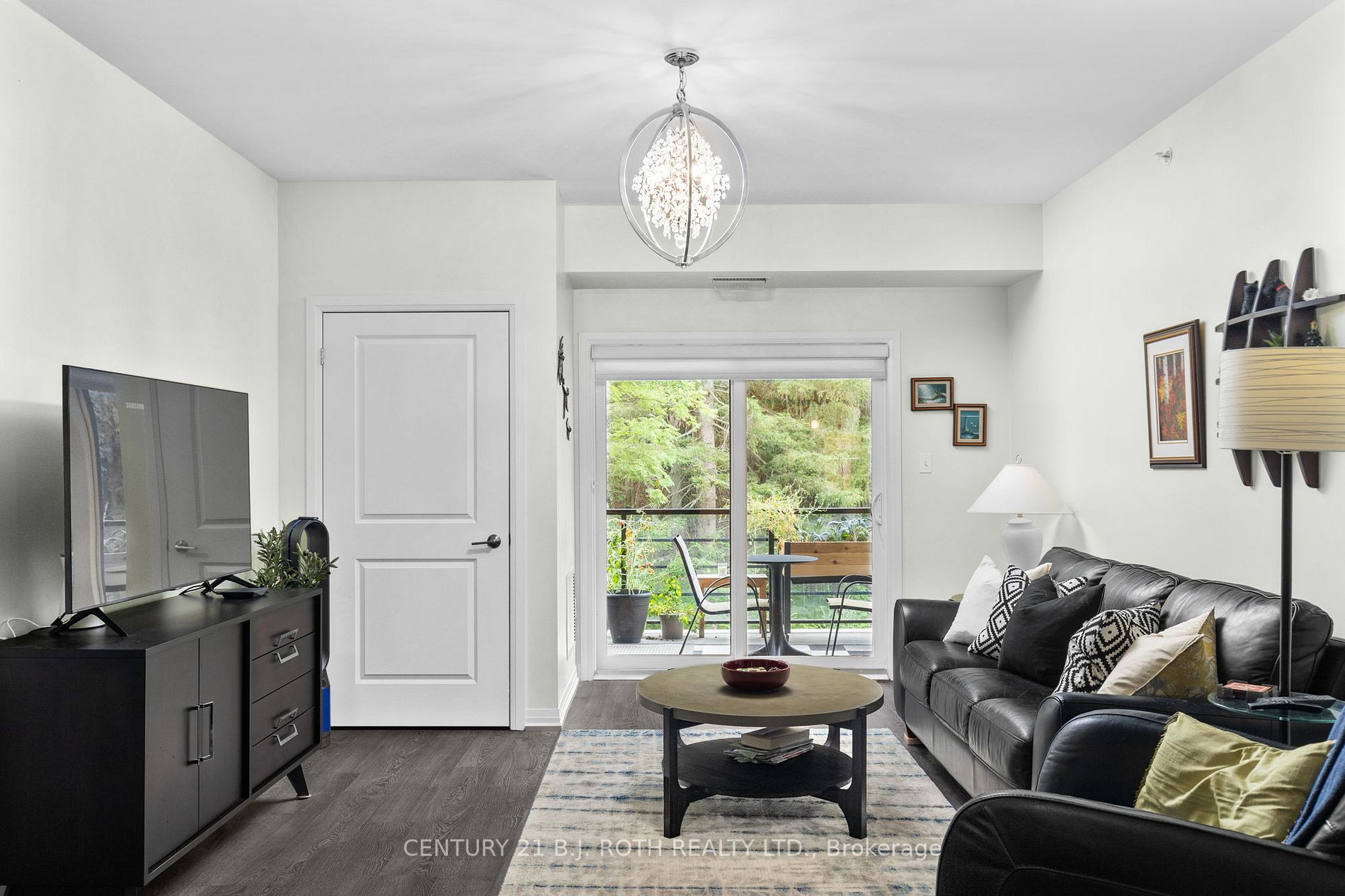 304 Essa Rd, #310