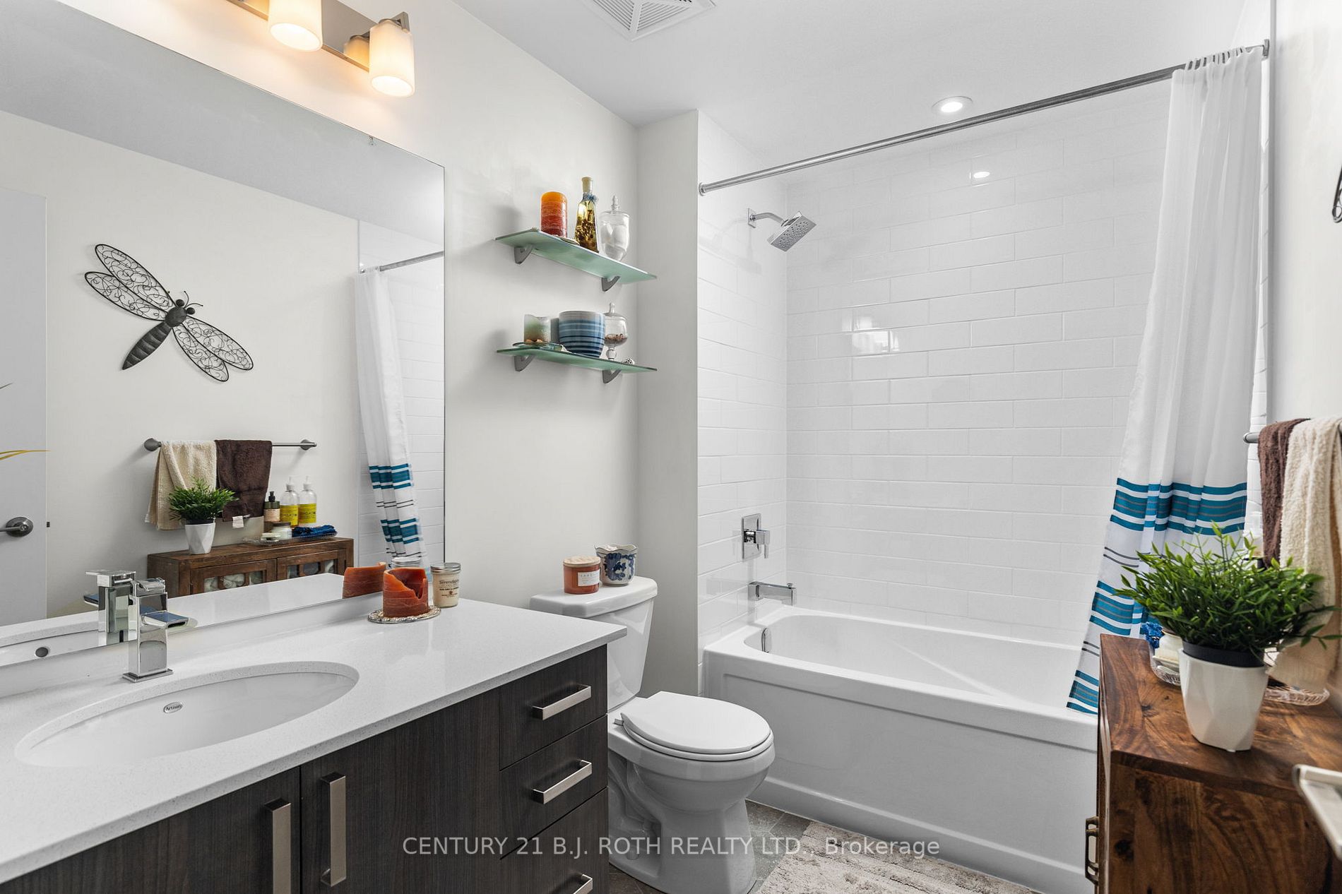 304 Essa Rd, #310