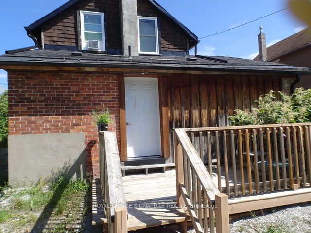 119 Albert St S