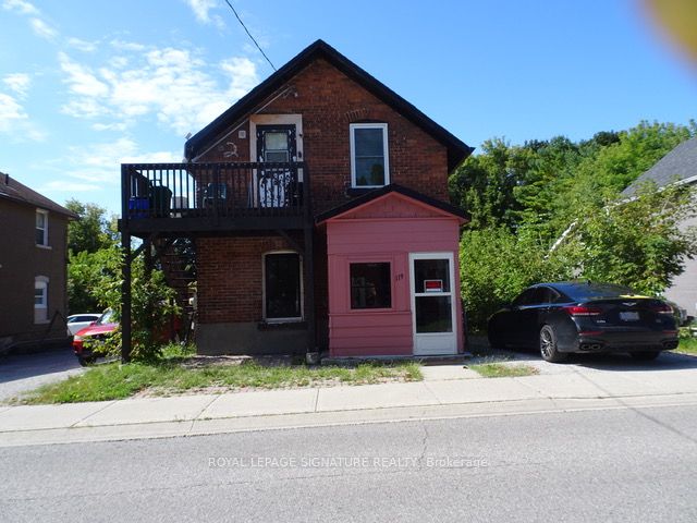 119 Albert St S