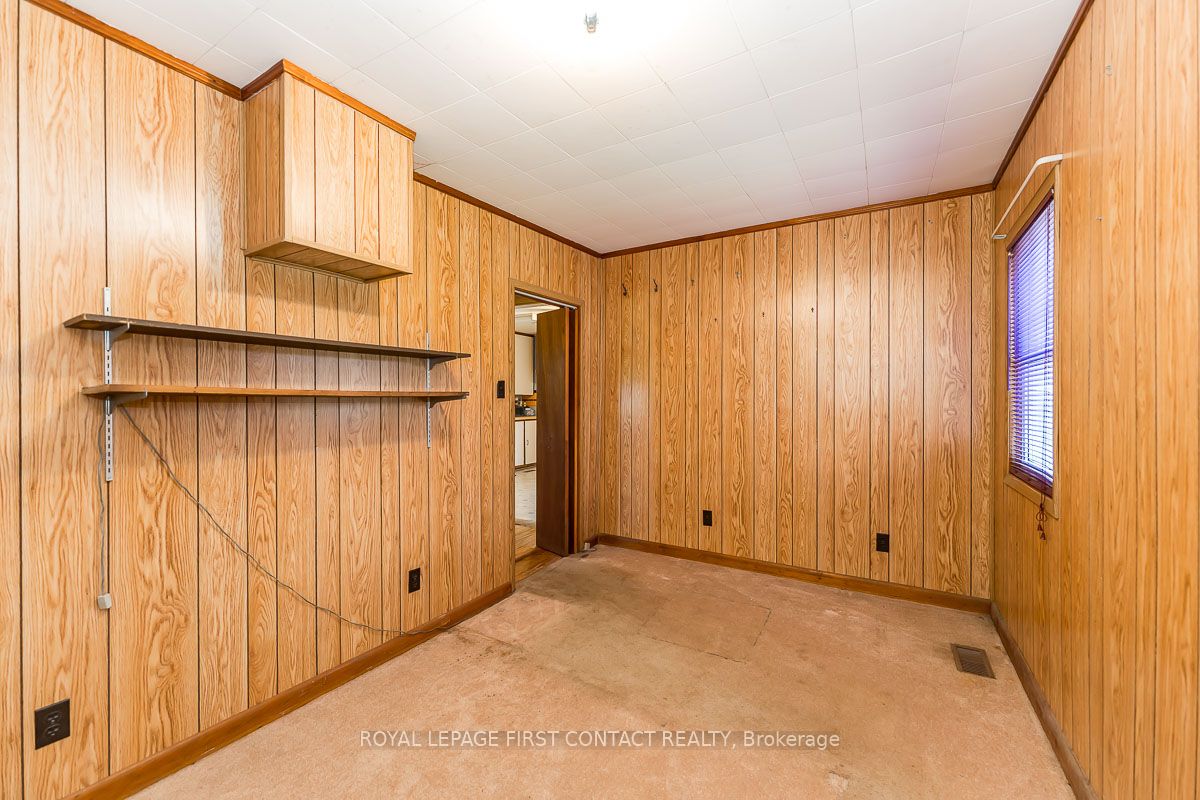 3828 George Johnston Rd