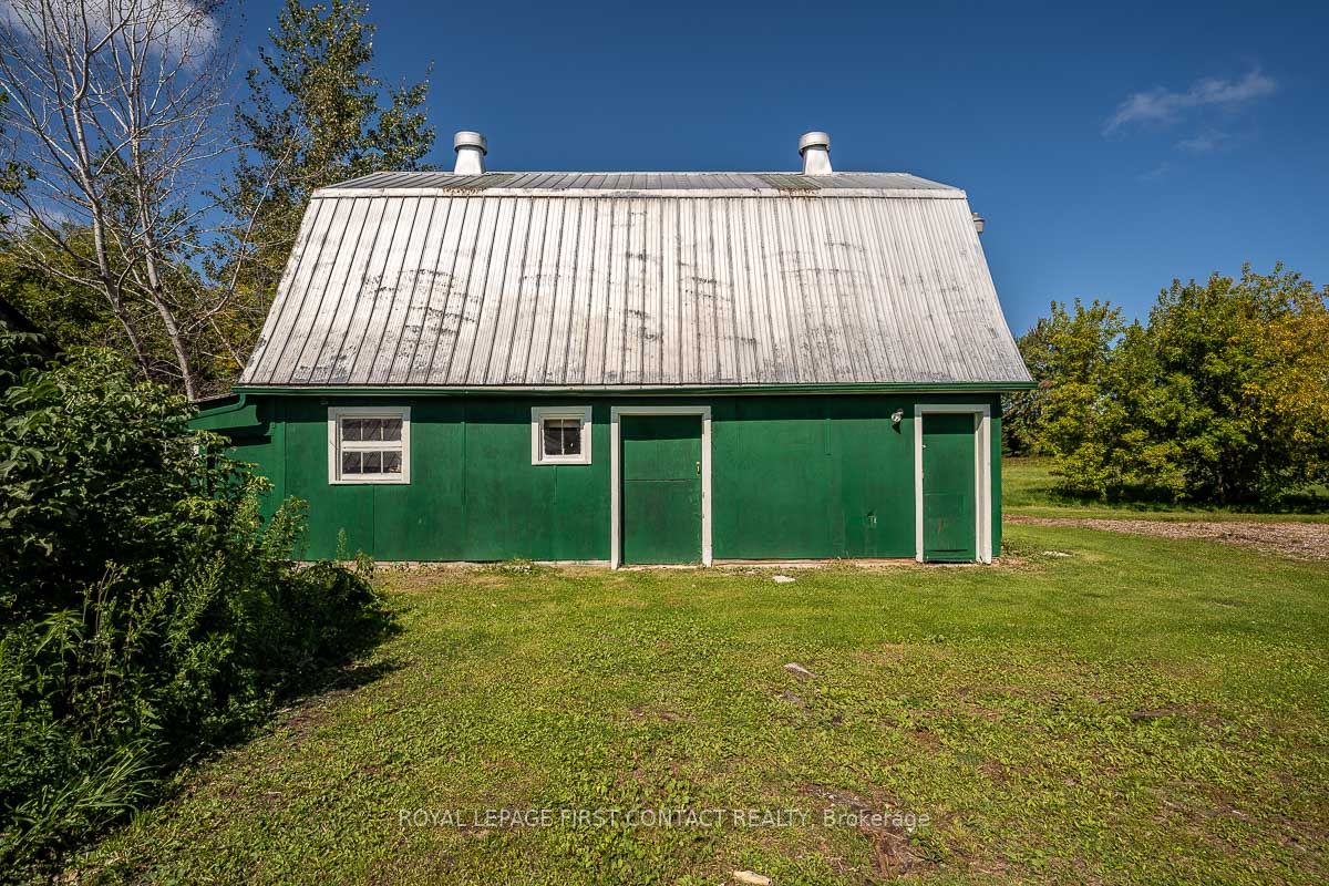 3828 George Johnston Rd